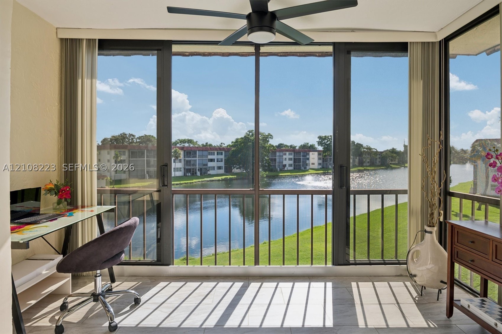 311 S Hollybrook Dr Unit 309 — photo