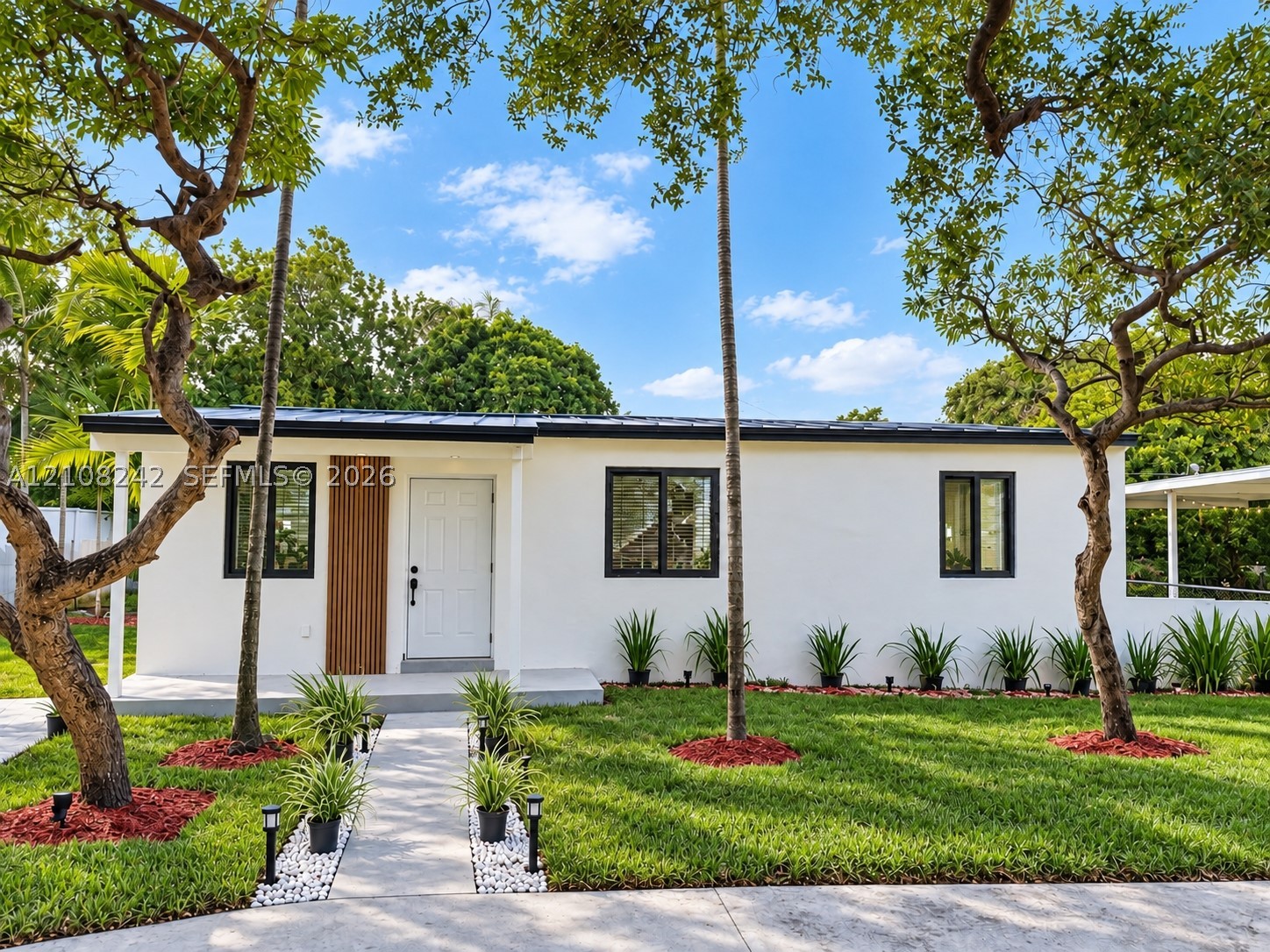 61 E 39th Street, Hialeah, FL 33013 — photo 2