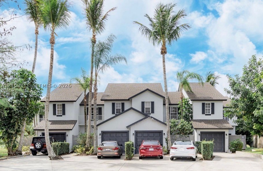 1647 Hawthorne Pl Unit 1647 — photo