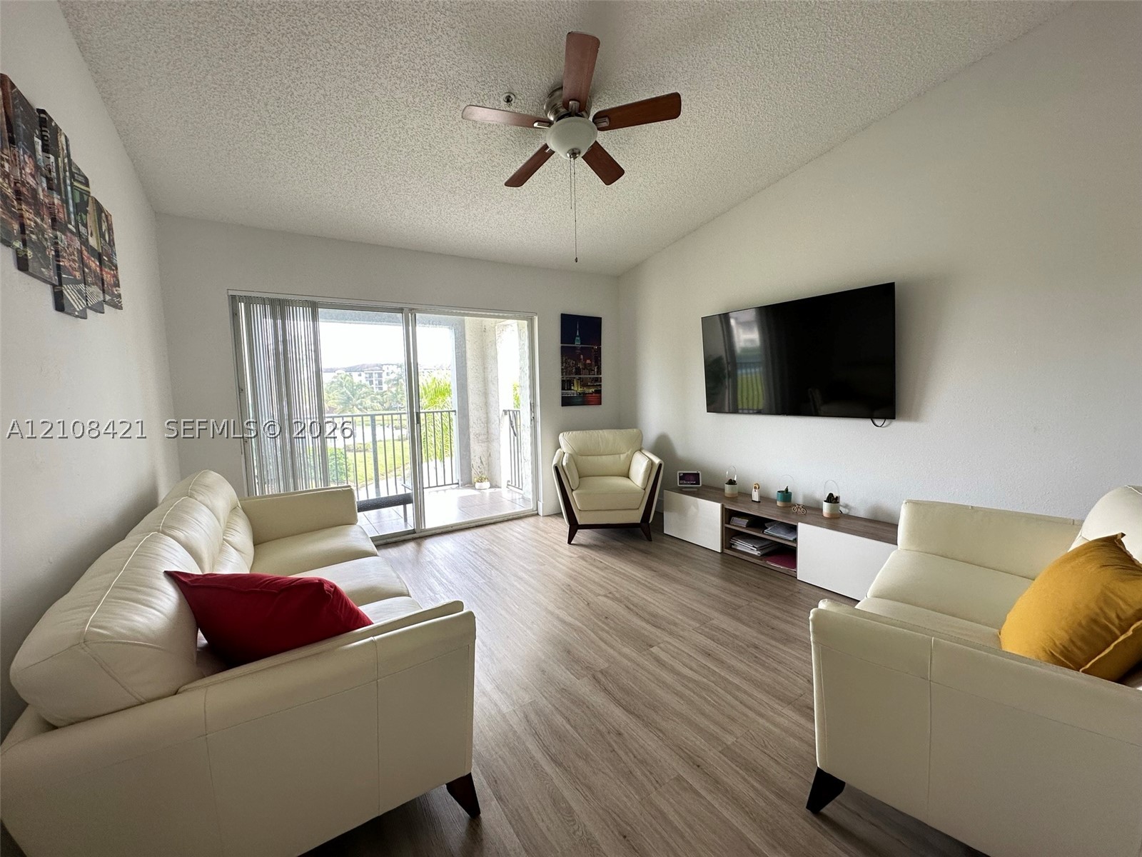 4540 NW 107th Ave Unit 304-11 — photo