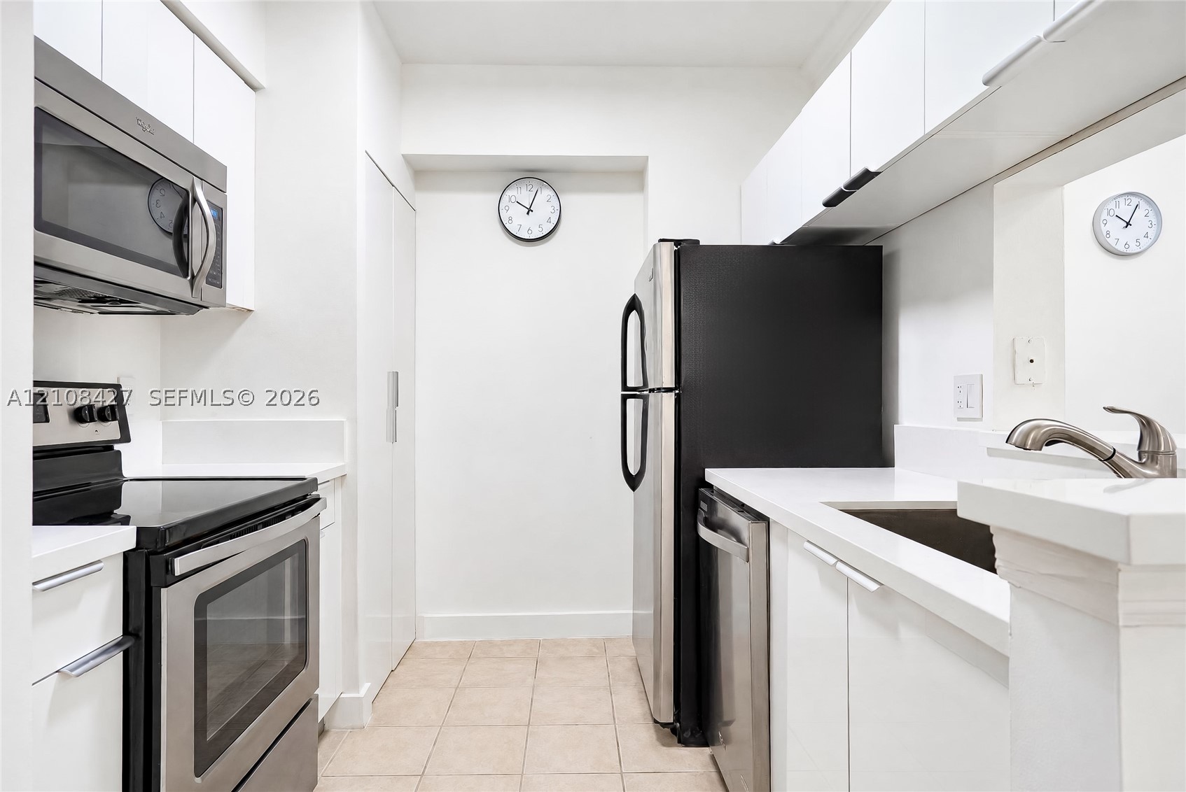 17150 N Bay Rd Unit 2201 — photo