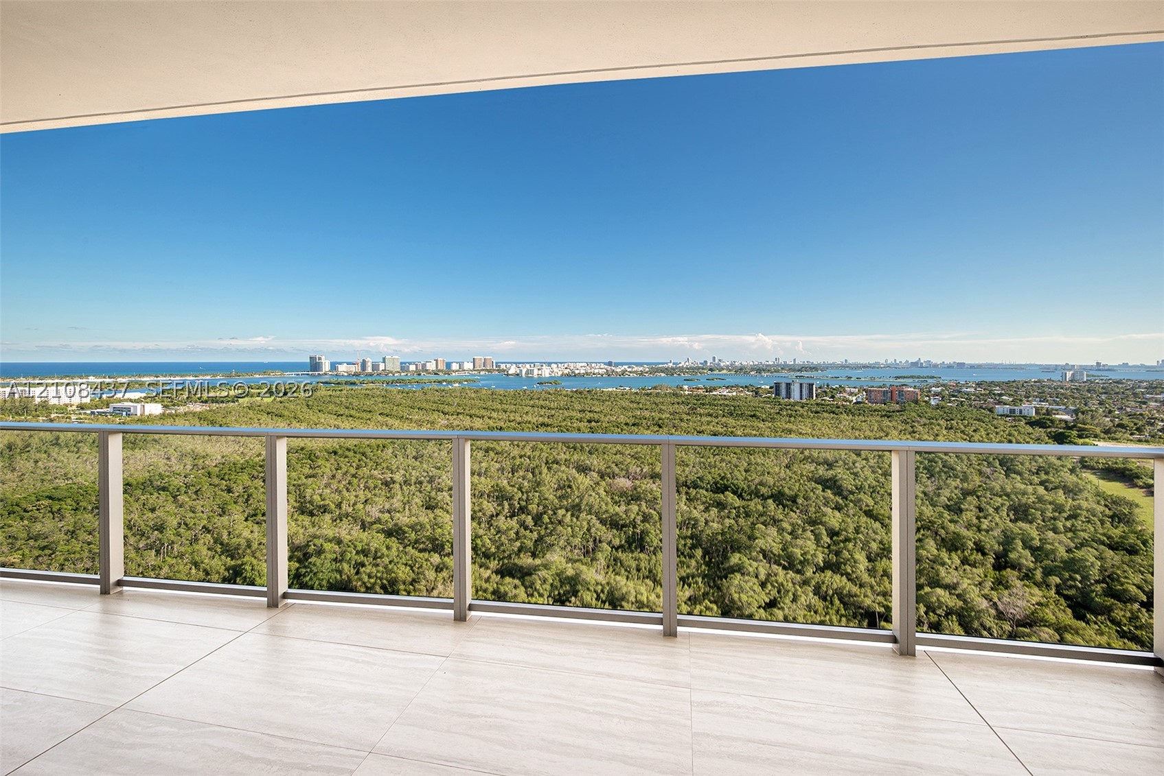 2411 Laguna Circle Unit 2404 — photo