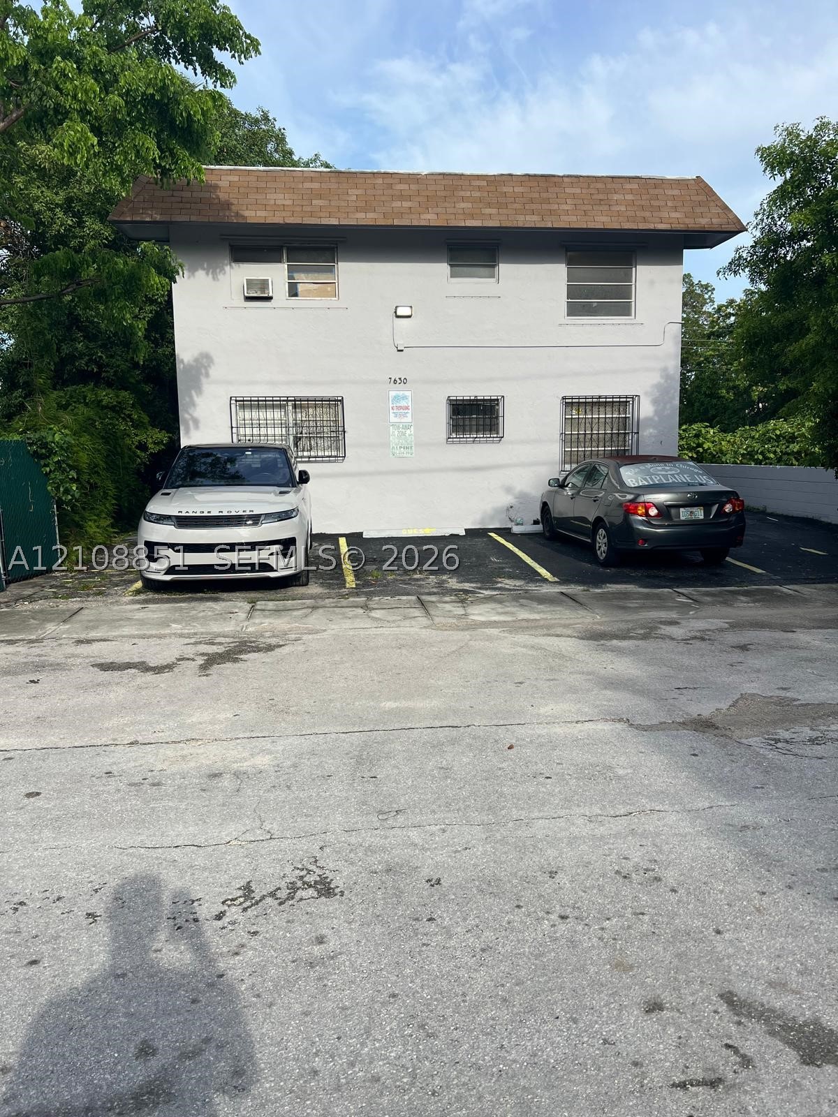 7630 NE 2nd Ct Unit 3 — photo
