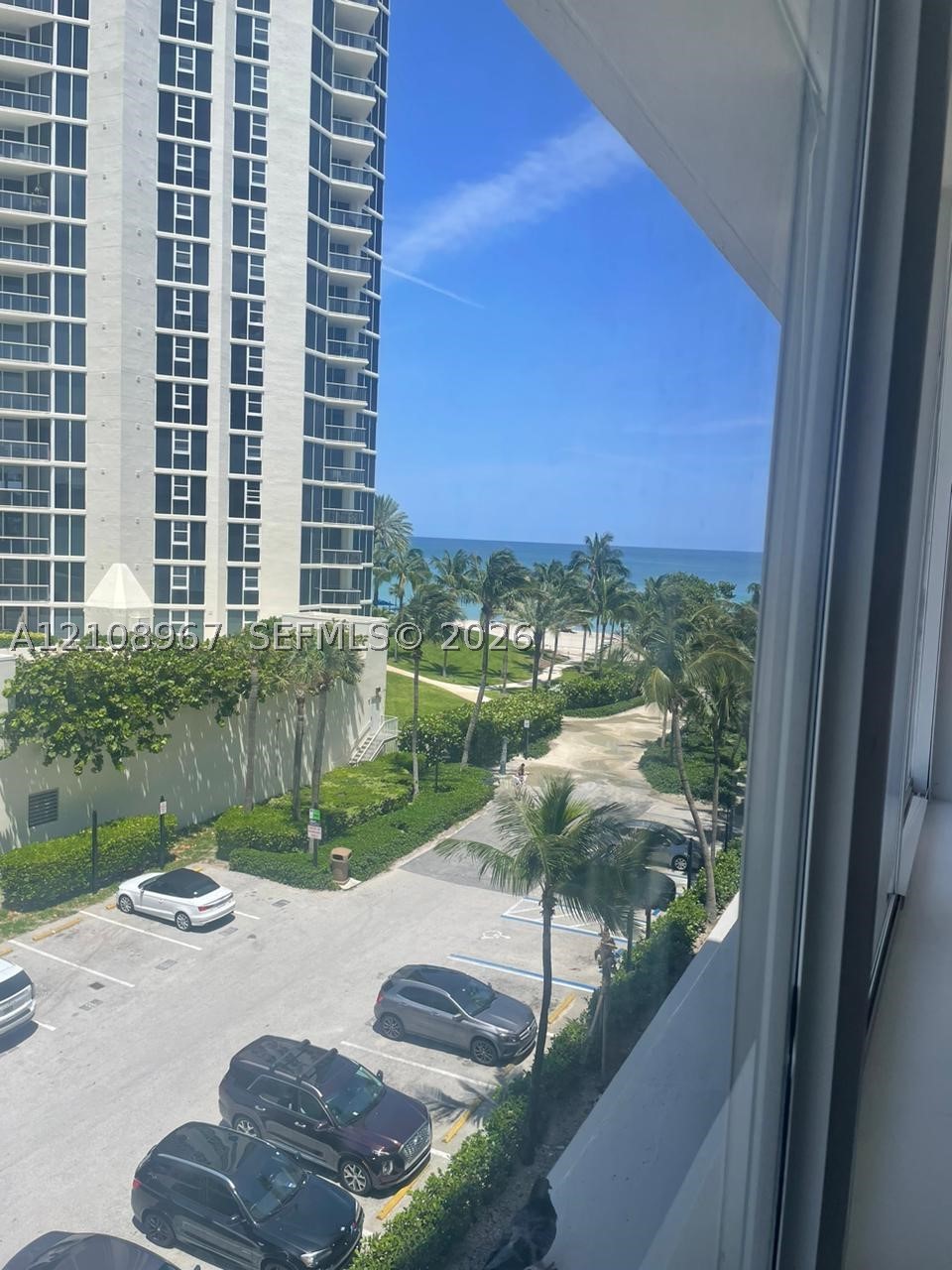 19201 Collins Ave Unit 330 — photo