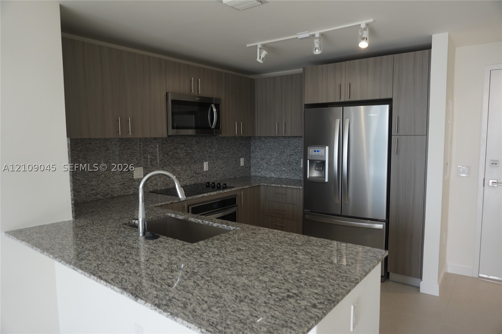 5350 NW 84th Ave Unit 1207 — photo