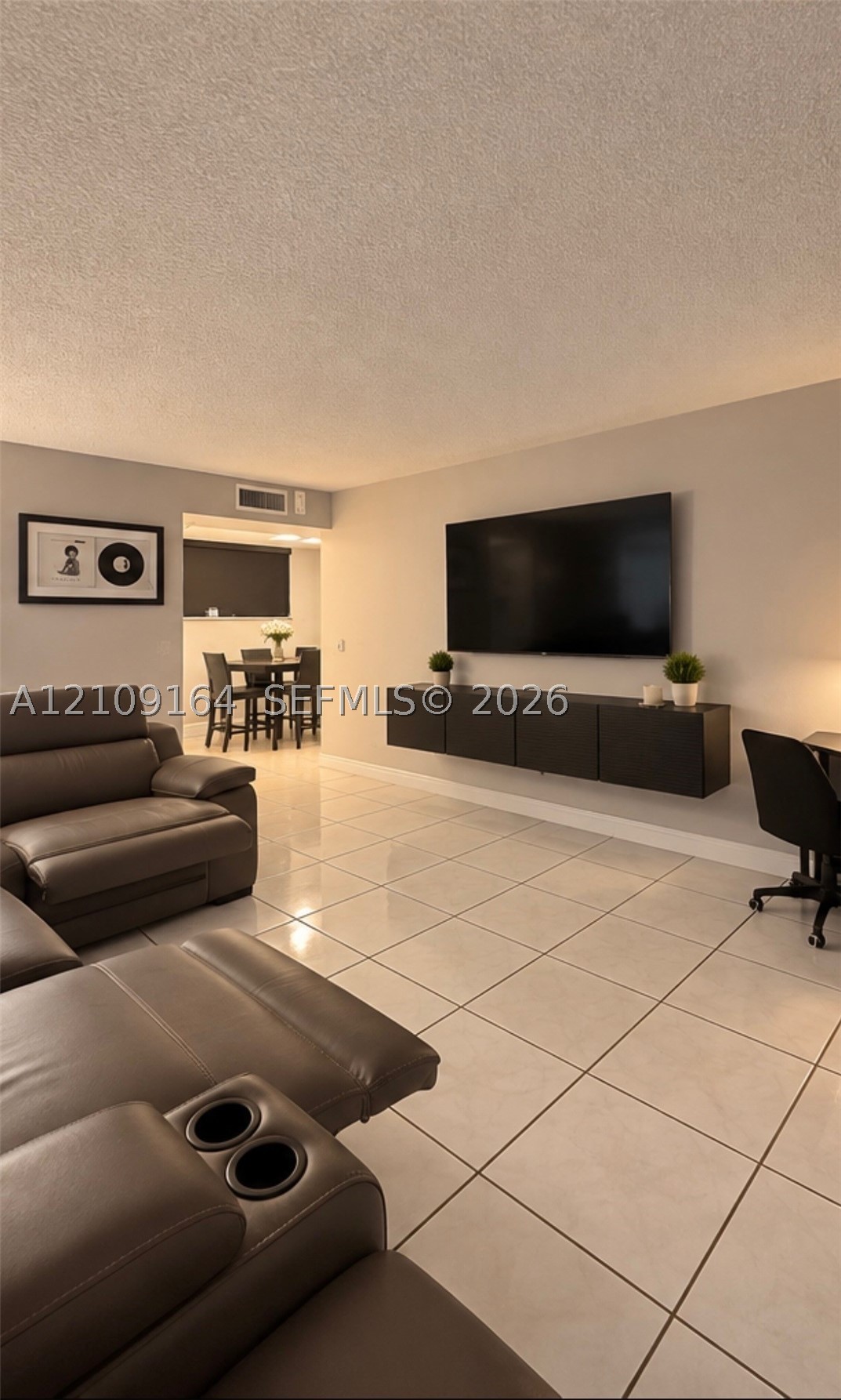 3285 Foxcroft Rd Unit E206 — photo