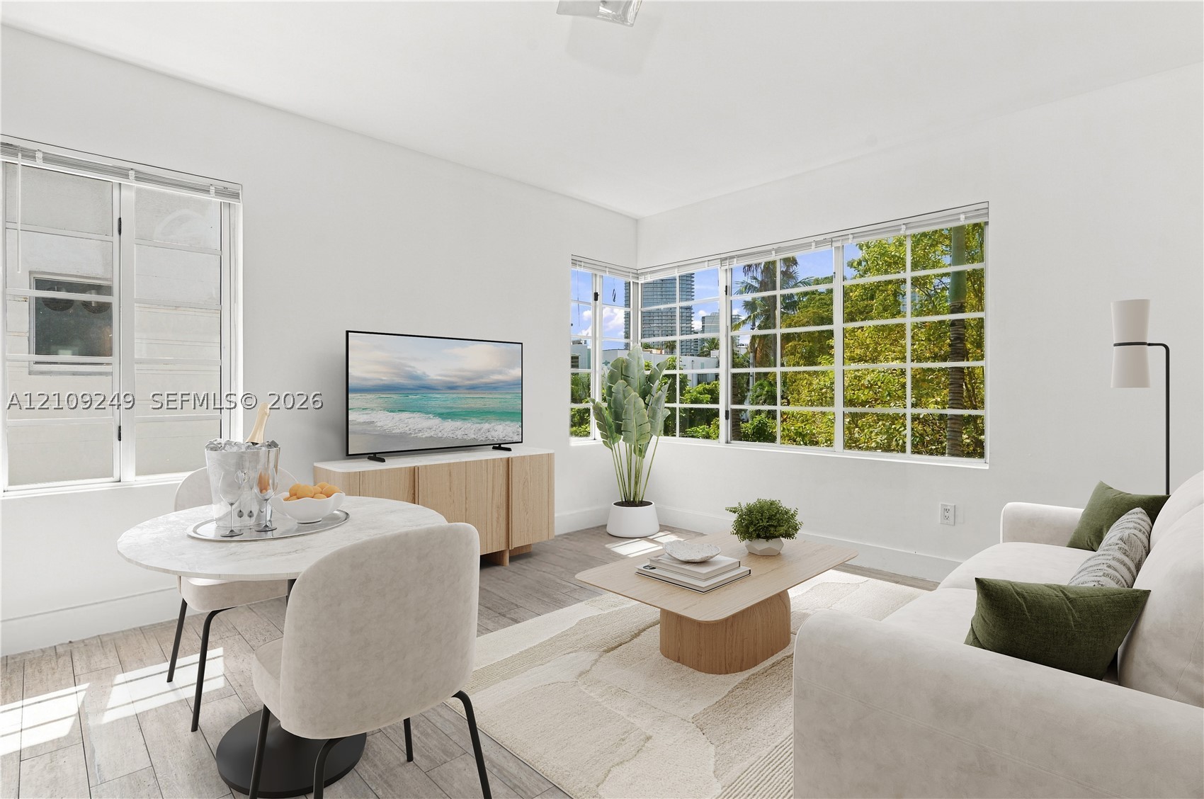 811 Jefferson Ave Unit 201 — photo