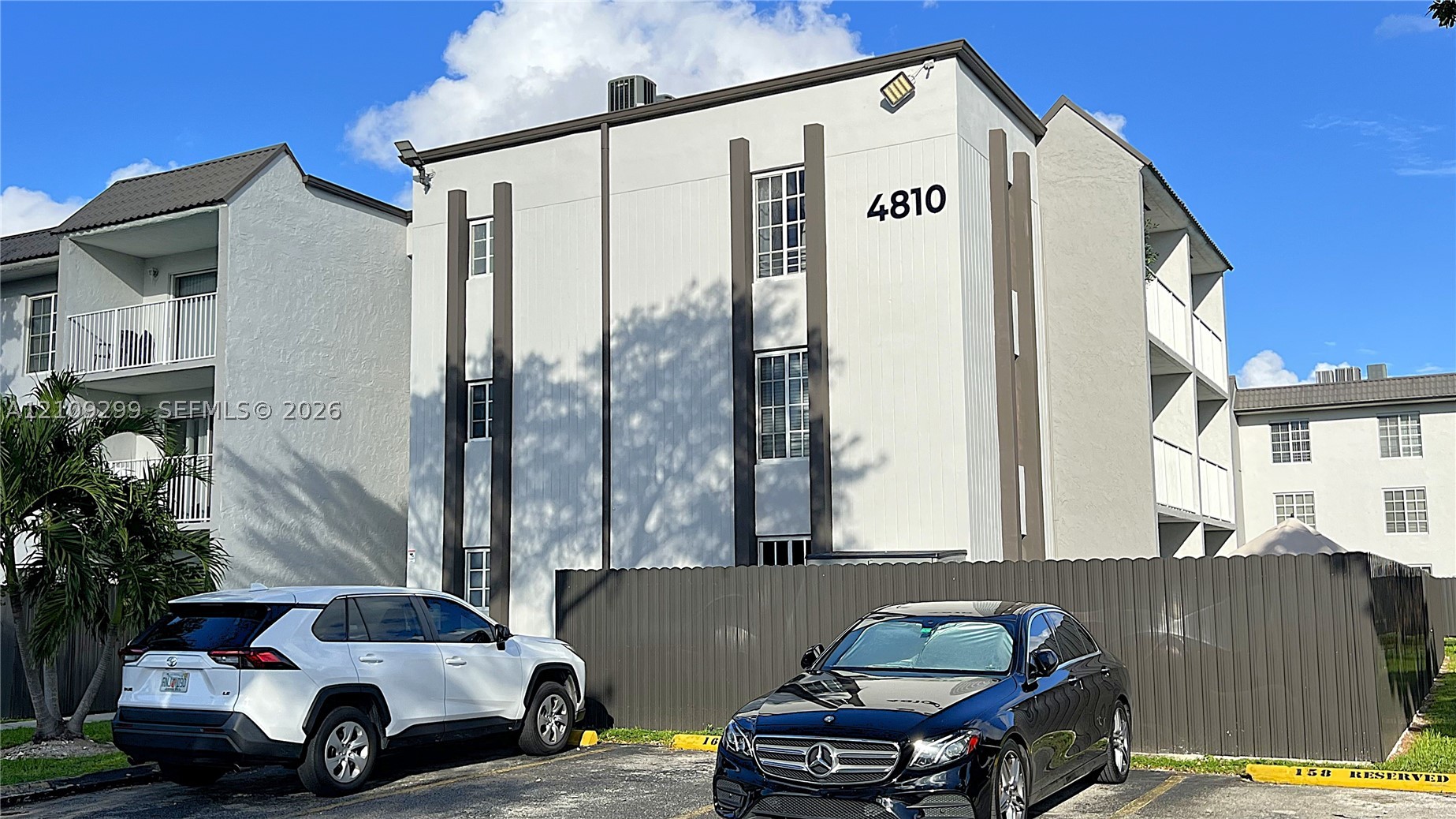 4810 NW 79 Av Unit 107 — photo