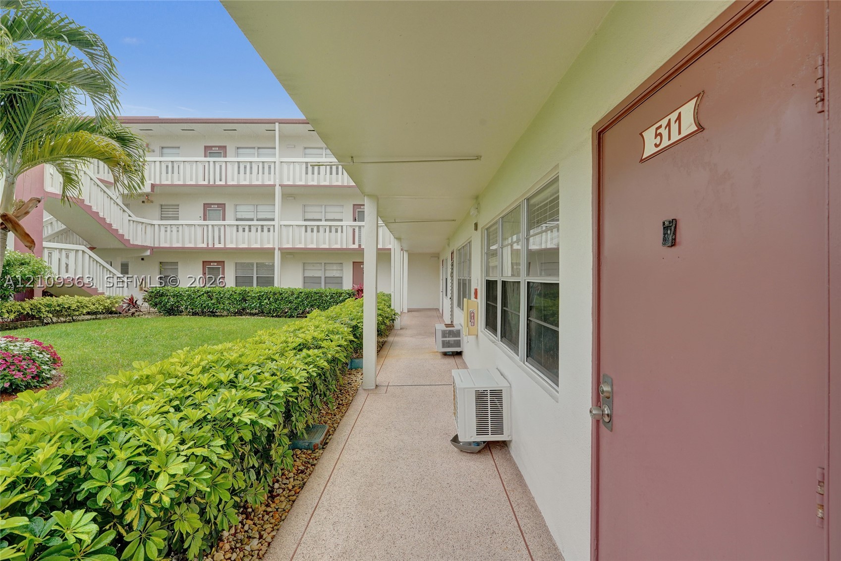 511 Fanshaw M Unit 511 — photo