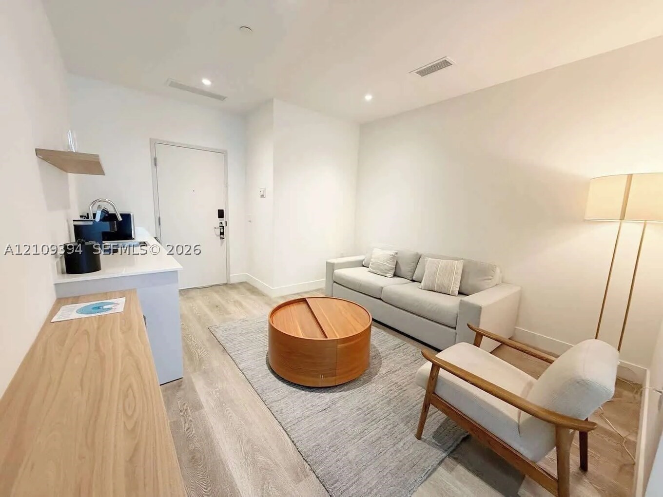 229 SW 9th St Unit 303 — photo