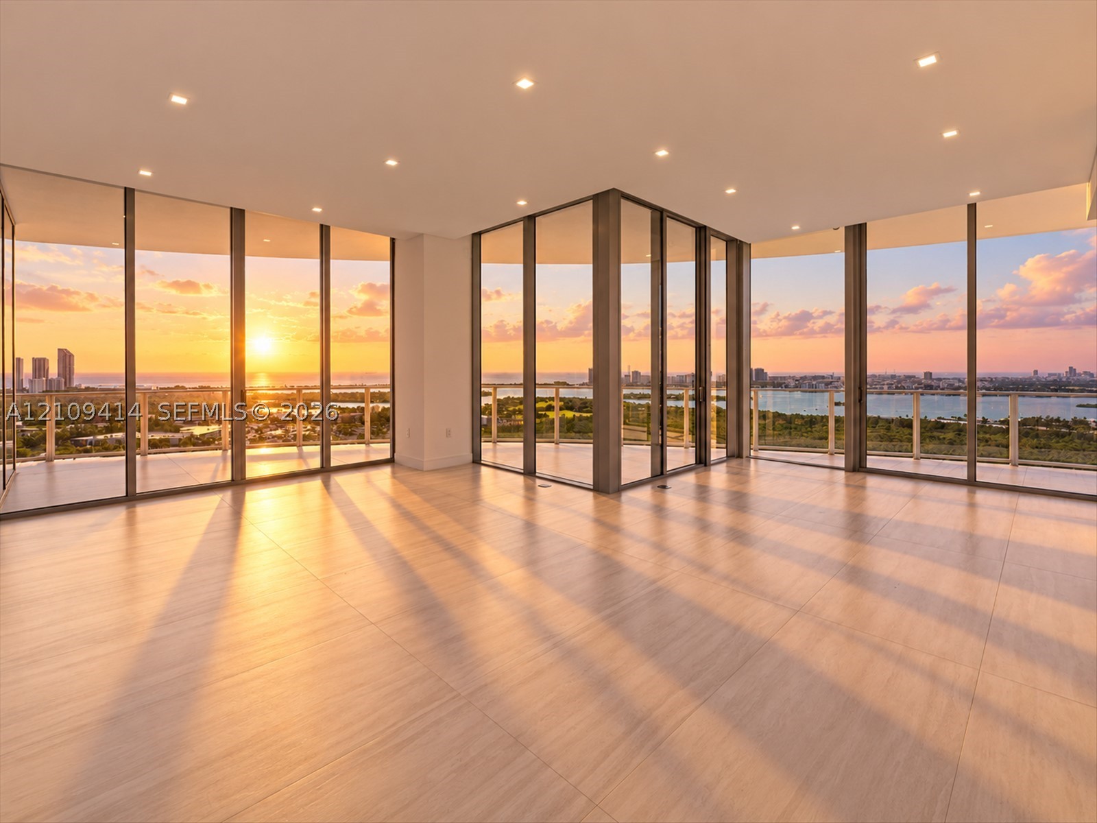 2411 Laguna Circle Unit 3101 — photo