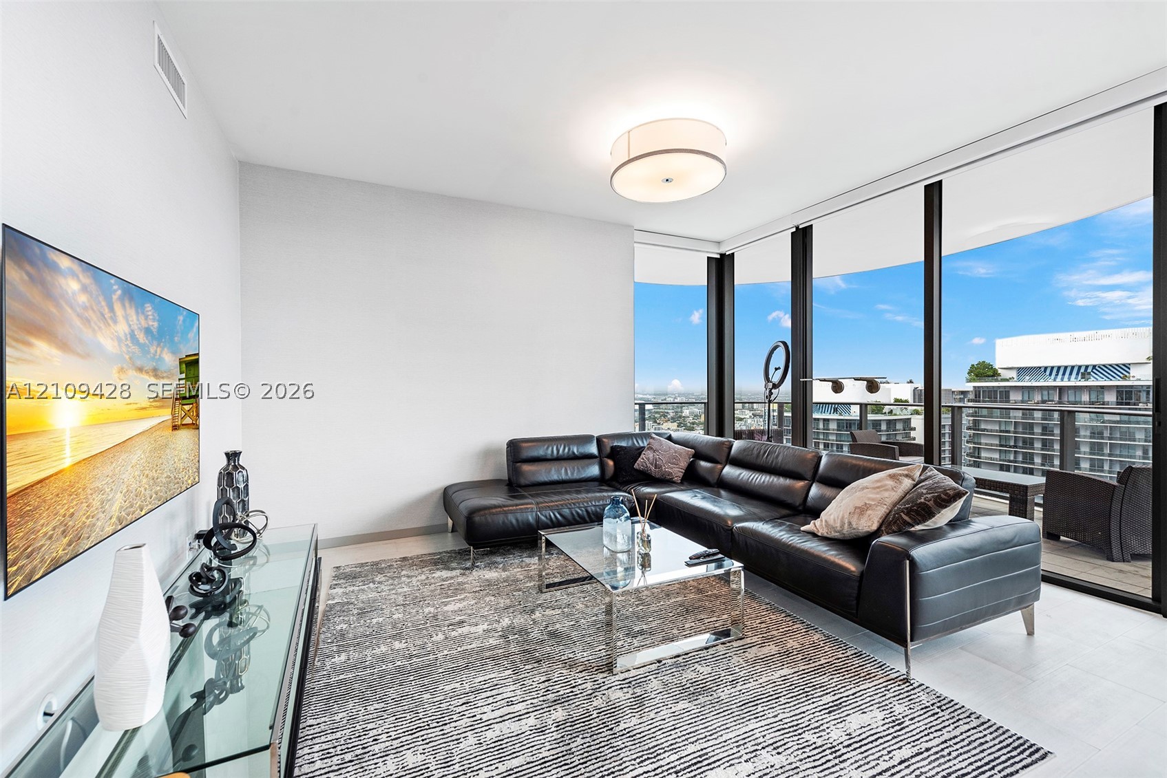 1000 Brickell Plz Unit Ph5307 — photo