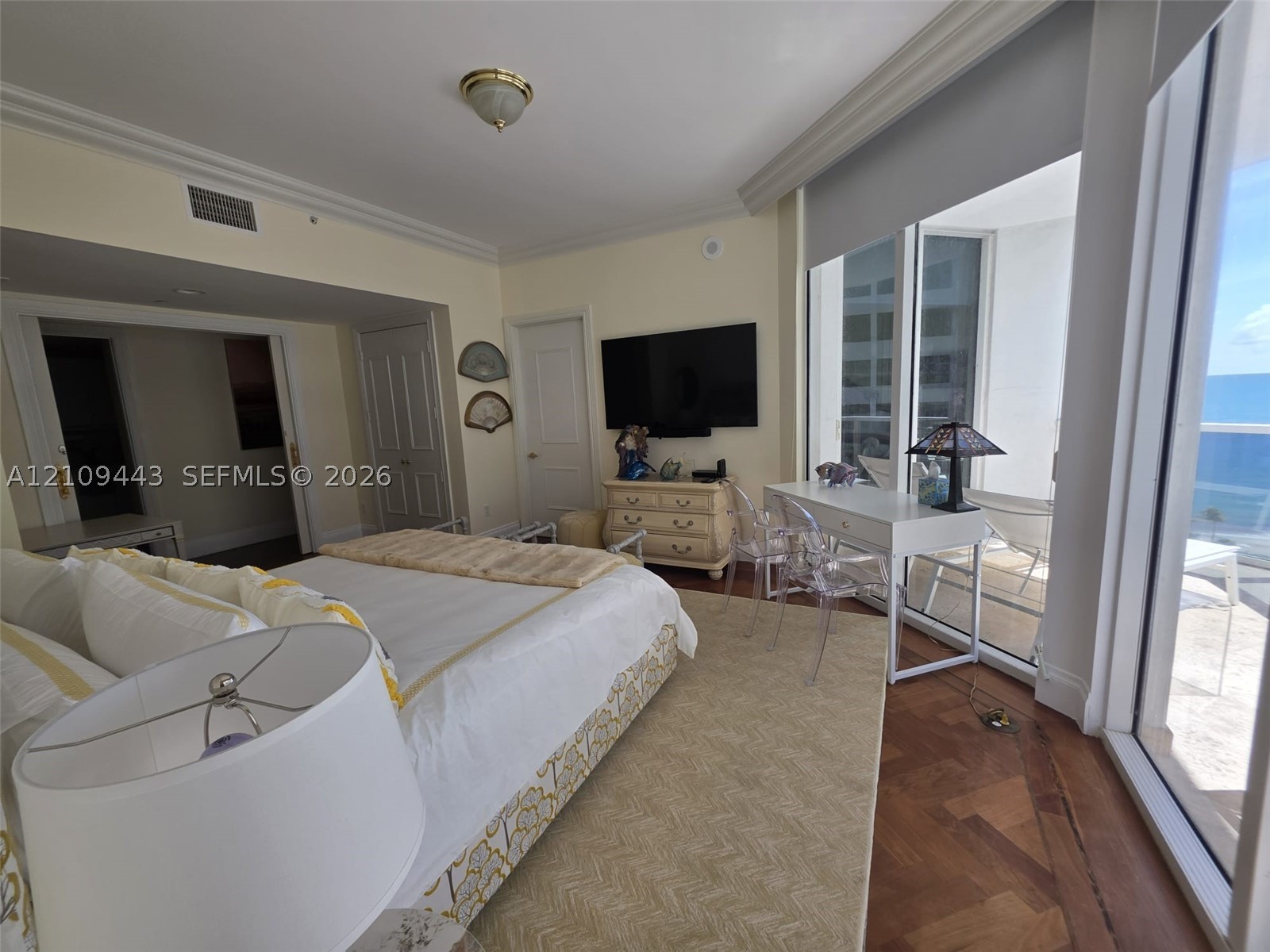 10225 Collins Ave Unit 804 — photo