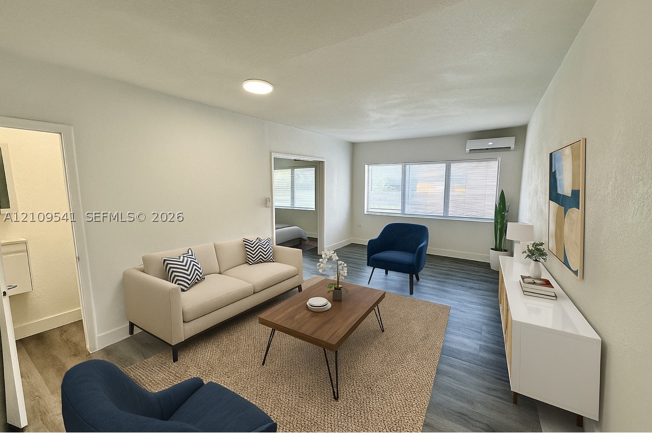 218 Santillane Ave Unit 14 — photo
