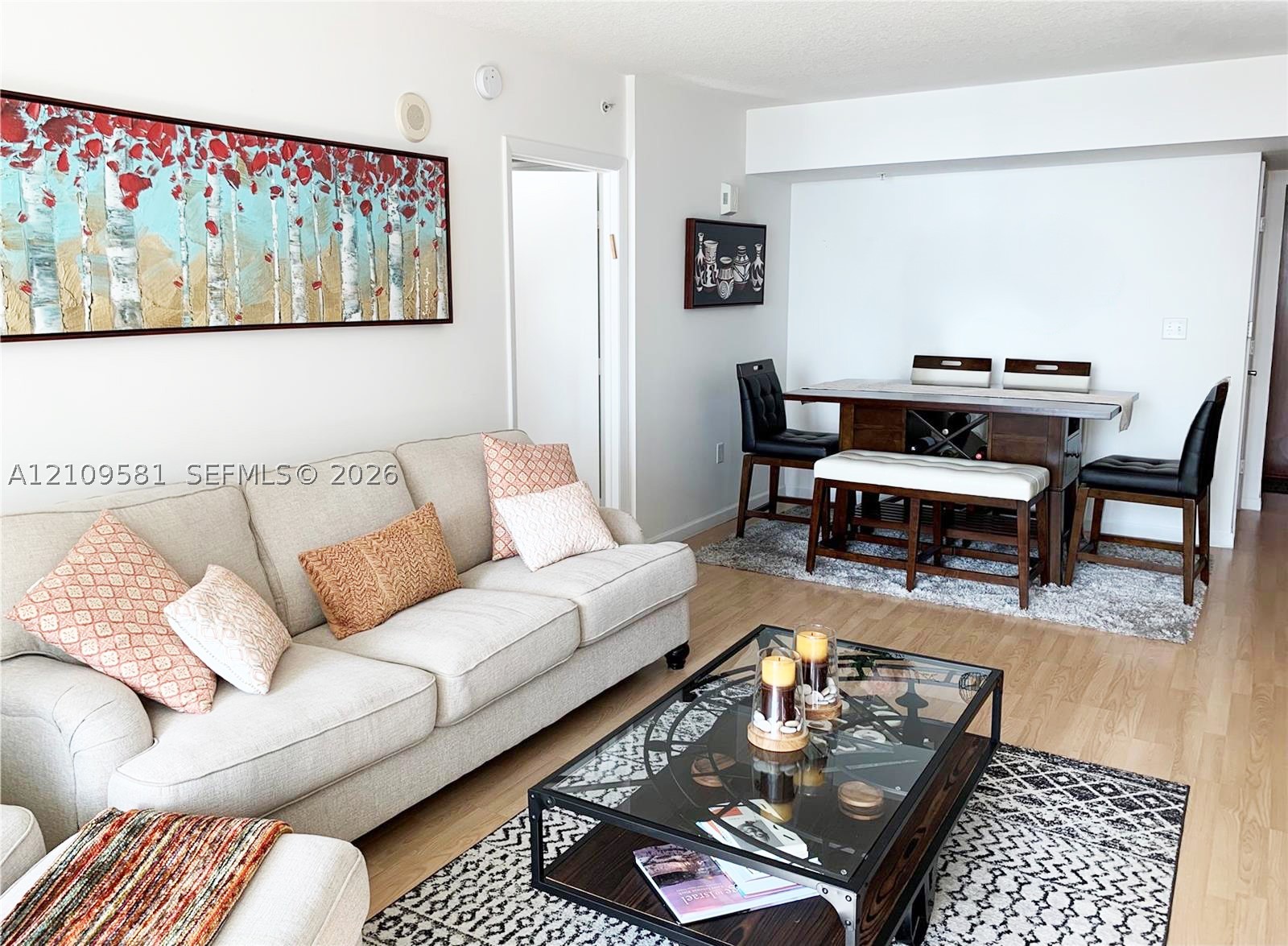 31 SE 5th St Unit 1608 — photo