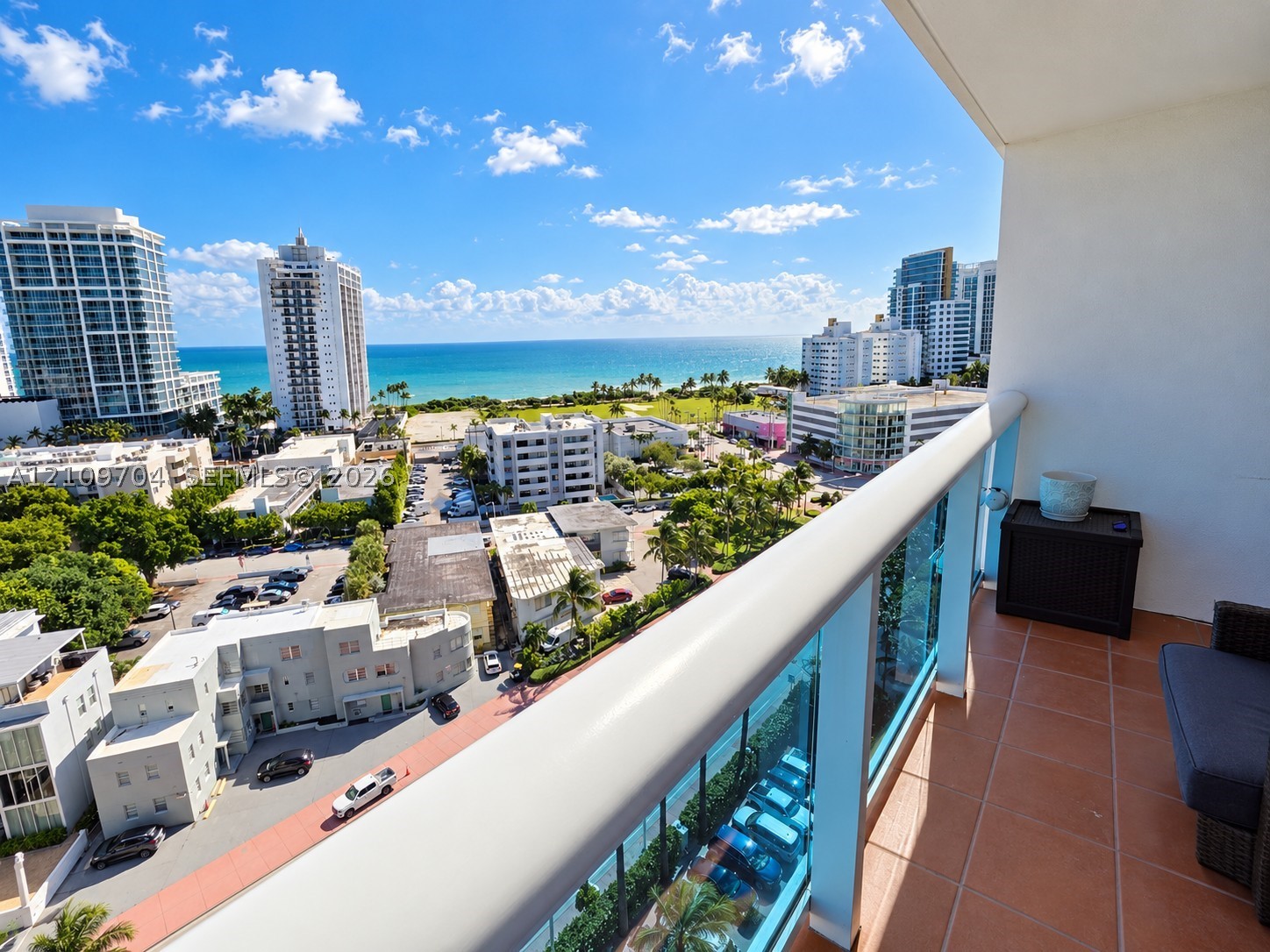 6770 Indian Creek Dr Unit 14C — photo