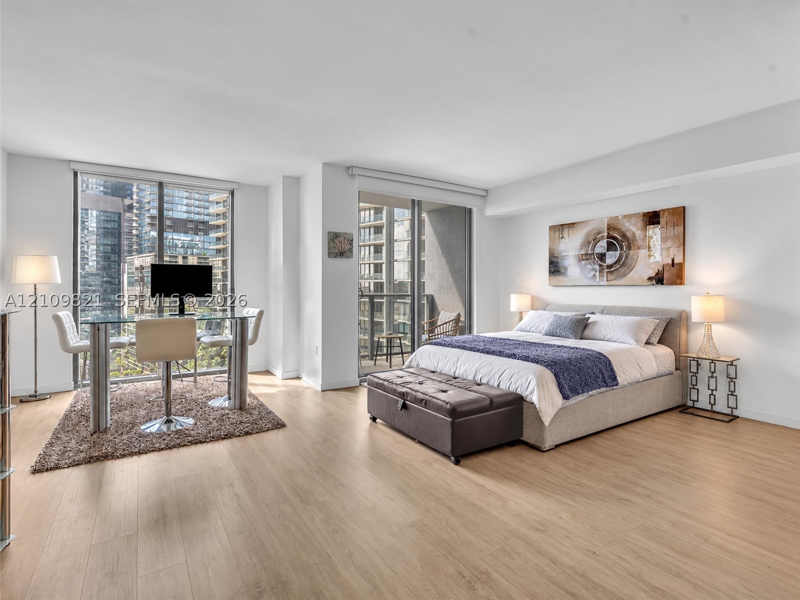 31 SE 6th St Unit 2103 — photo