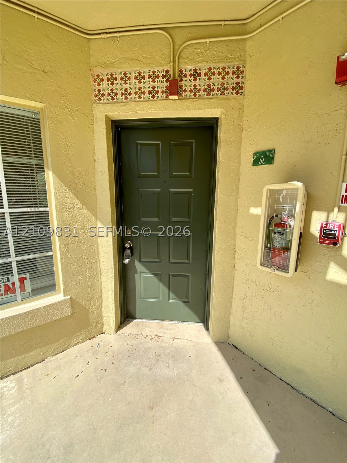 18312 NW 68th Ave Unit a — photo