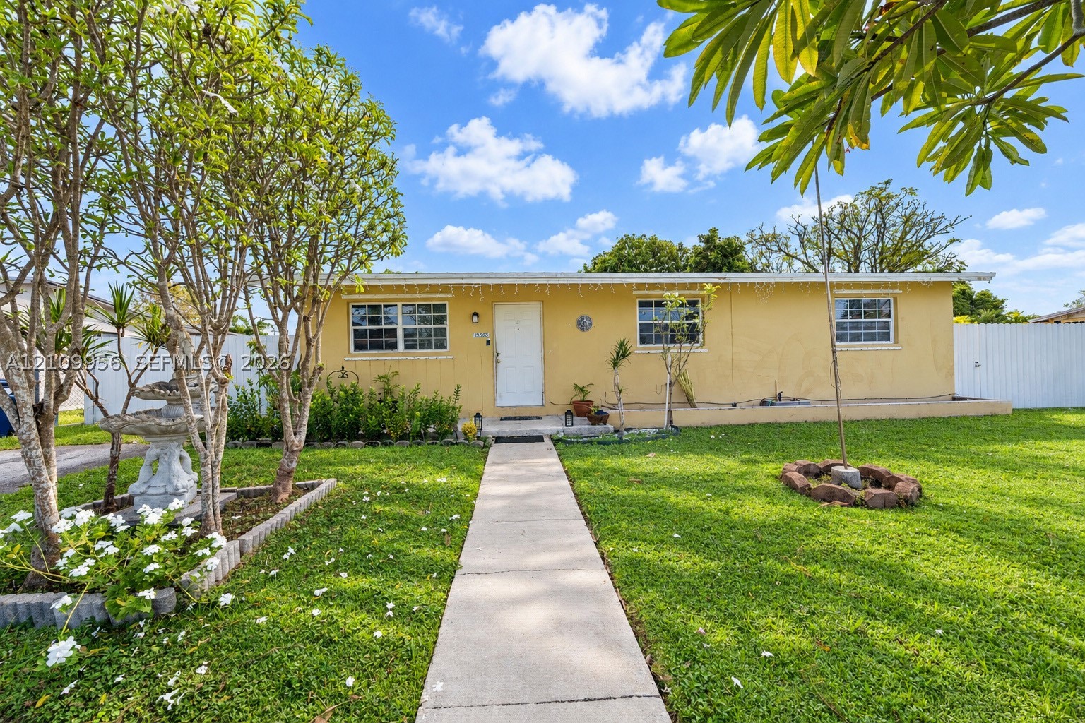 19503 SW 114th Pl — photo