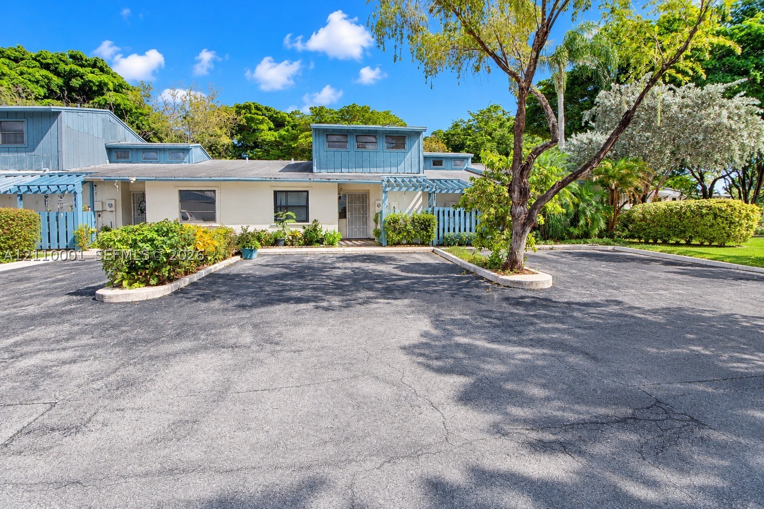 3617 SW 69th Ter Unit 24-Z — photo