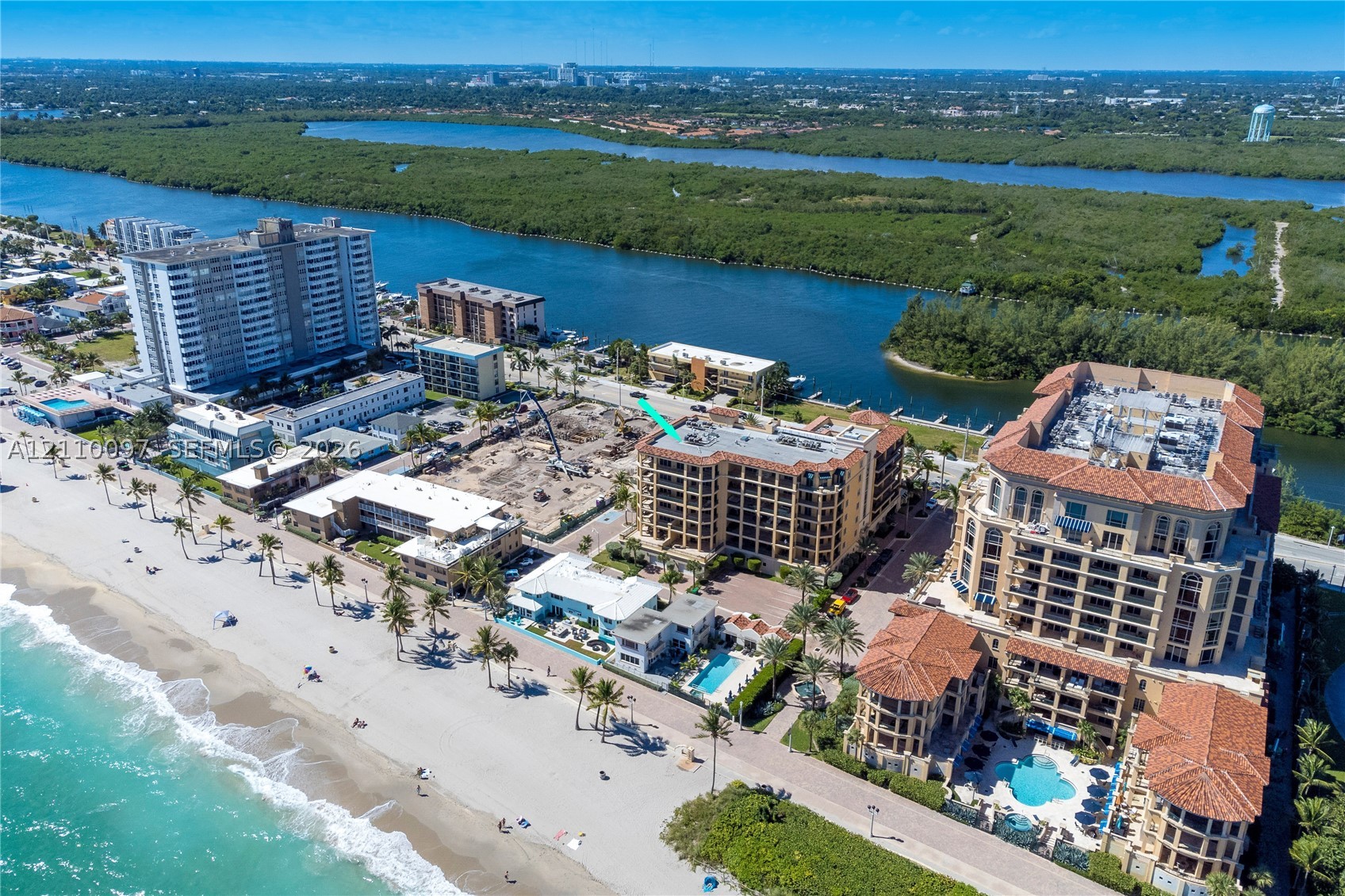 3415 N Ocean Dr Unit 401 — photo