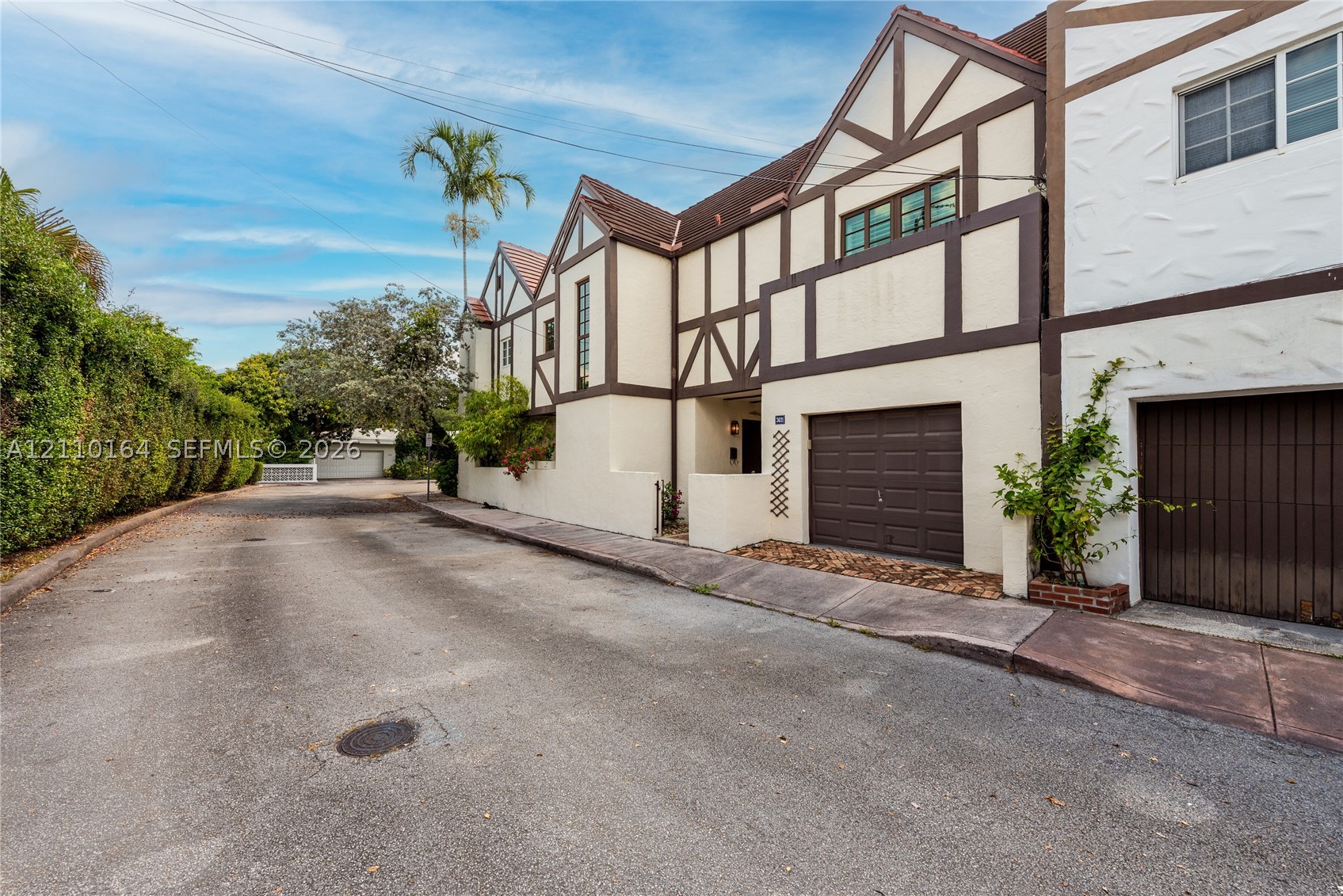 3621 Viscaya Ct — photo