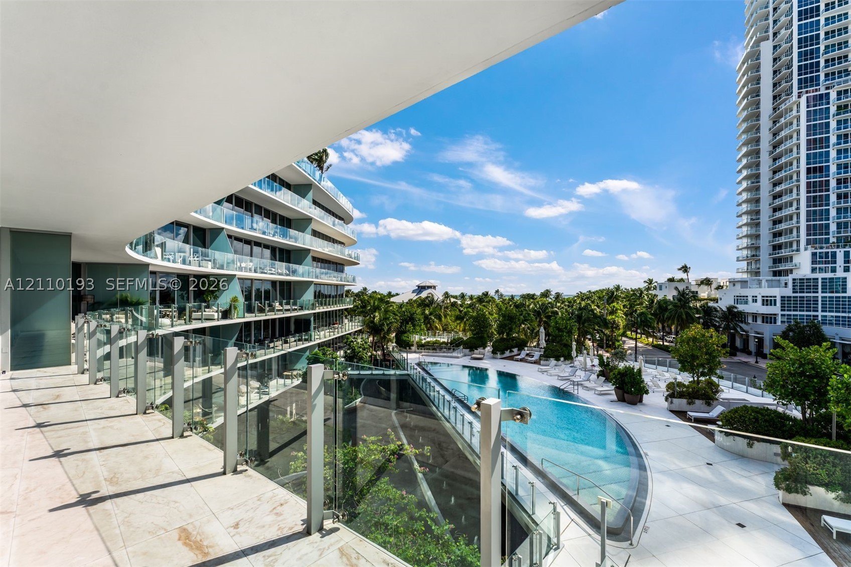 1 Collins Ave Unit 402 — photo