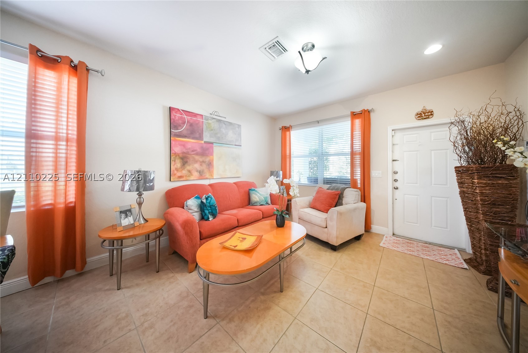 3076 SE 4th Ct — photo