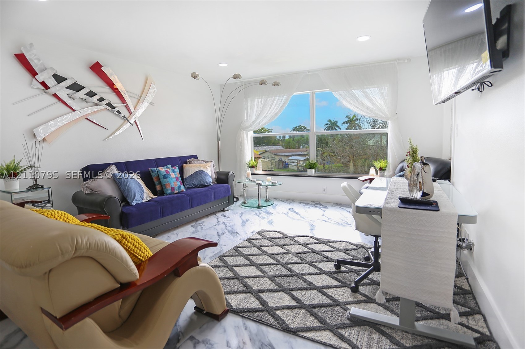 6570 Royal Palm Blvd Unit 301J — photo