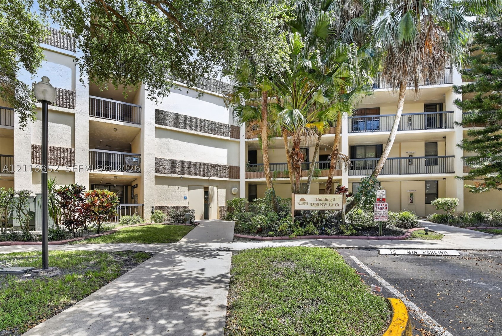 7500 NW 1st Ct Unit 302-3 — photo