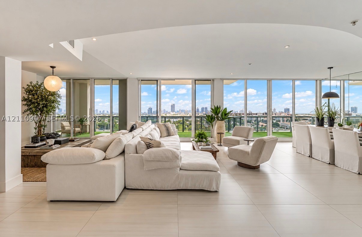 1900 Sunset Harbour Dr Unit Ph05 — photo