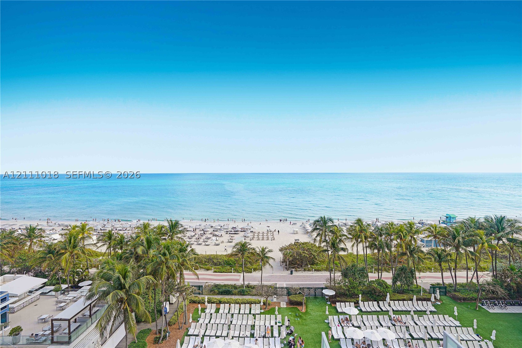4391 Collins Ave Unit 709 — photo
