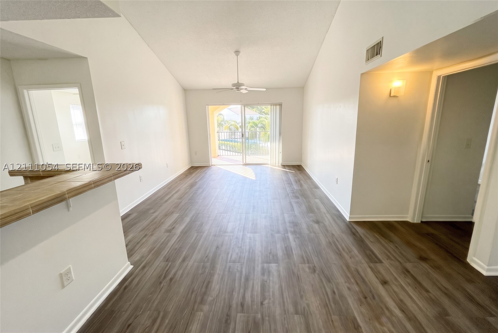 4180 San Marino Blvd Unit 106 — photo
