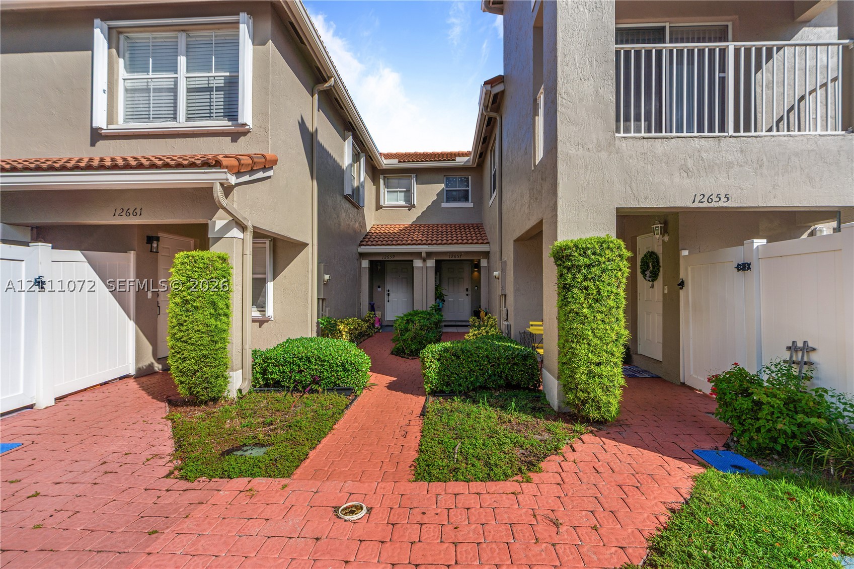 12657 SW 54th Ct Unit 12657 — photo