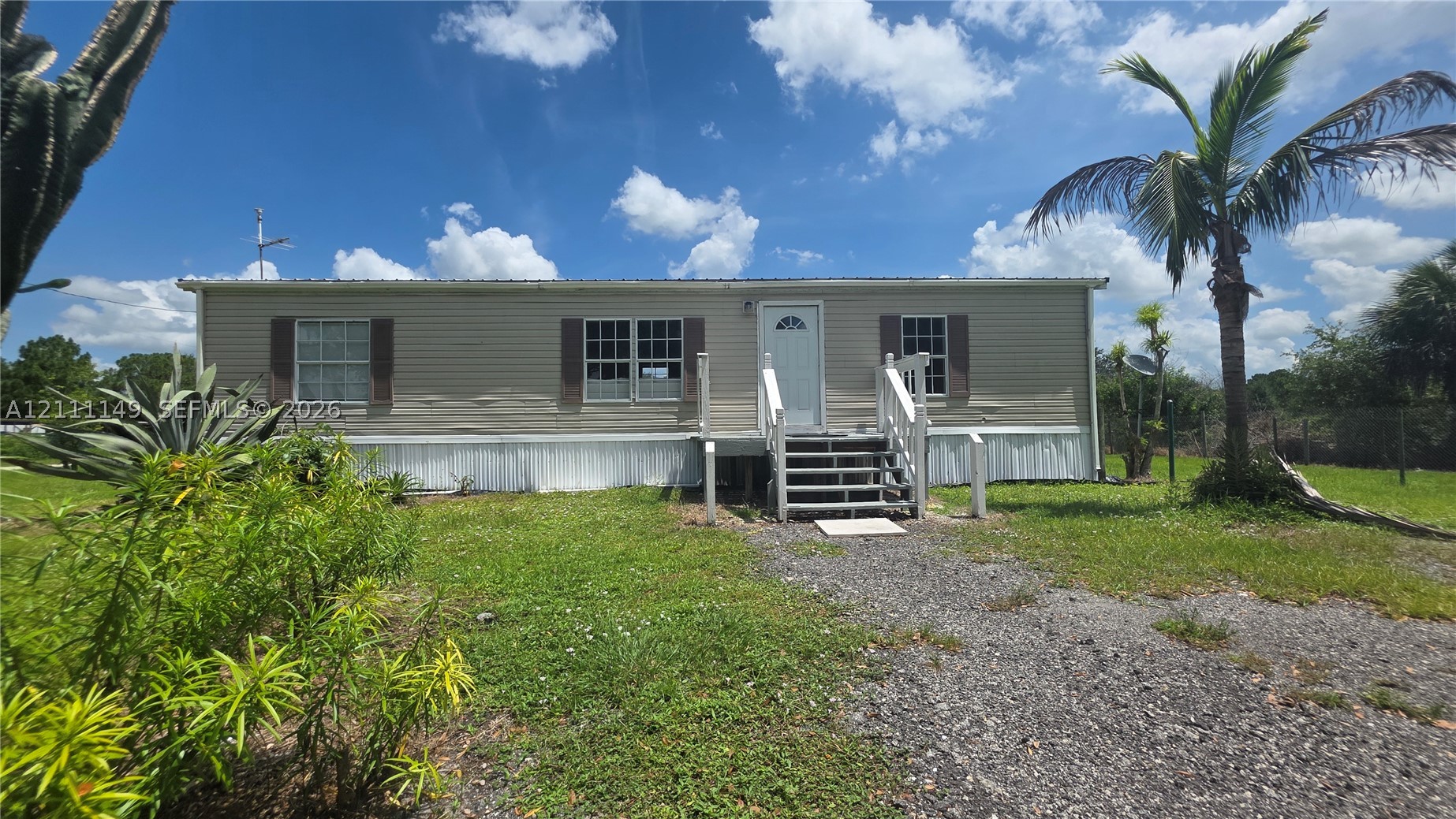 451 Bald Cypress Ave — photo