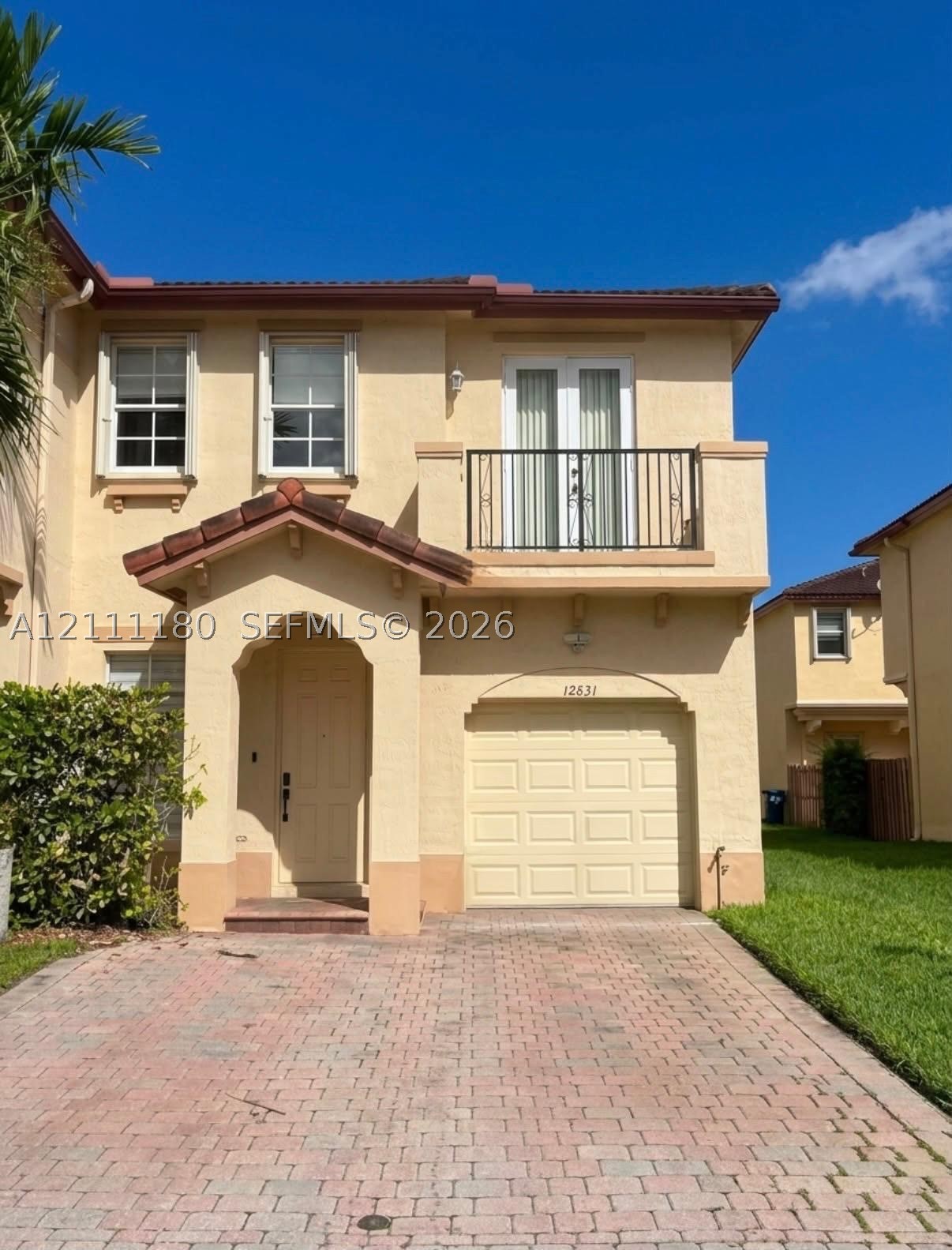 12831 SW 135th Ter Unit 0 — photo