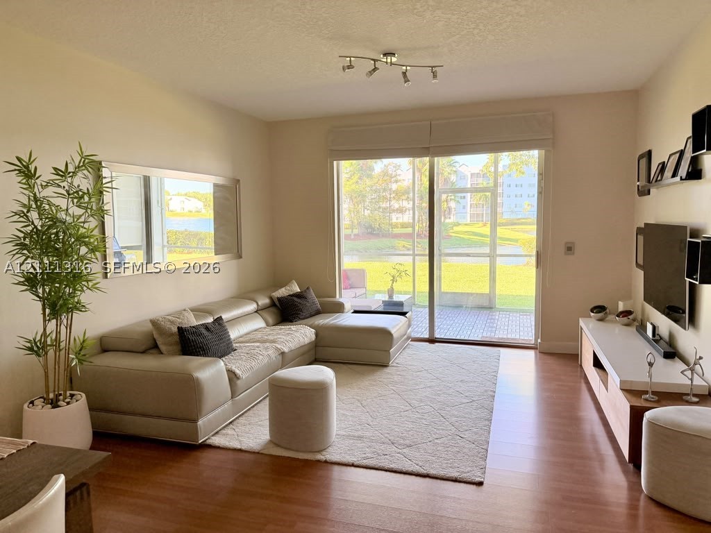 10730 NW 66th St Apt 104 — photo