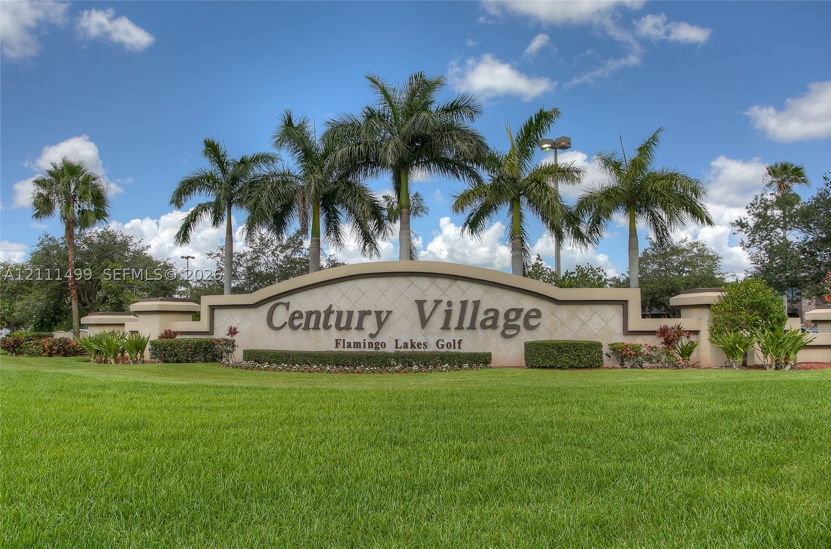 900 SW 128th Ave Unit 401D — photo