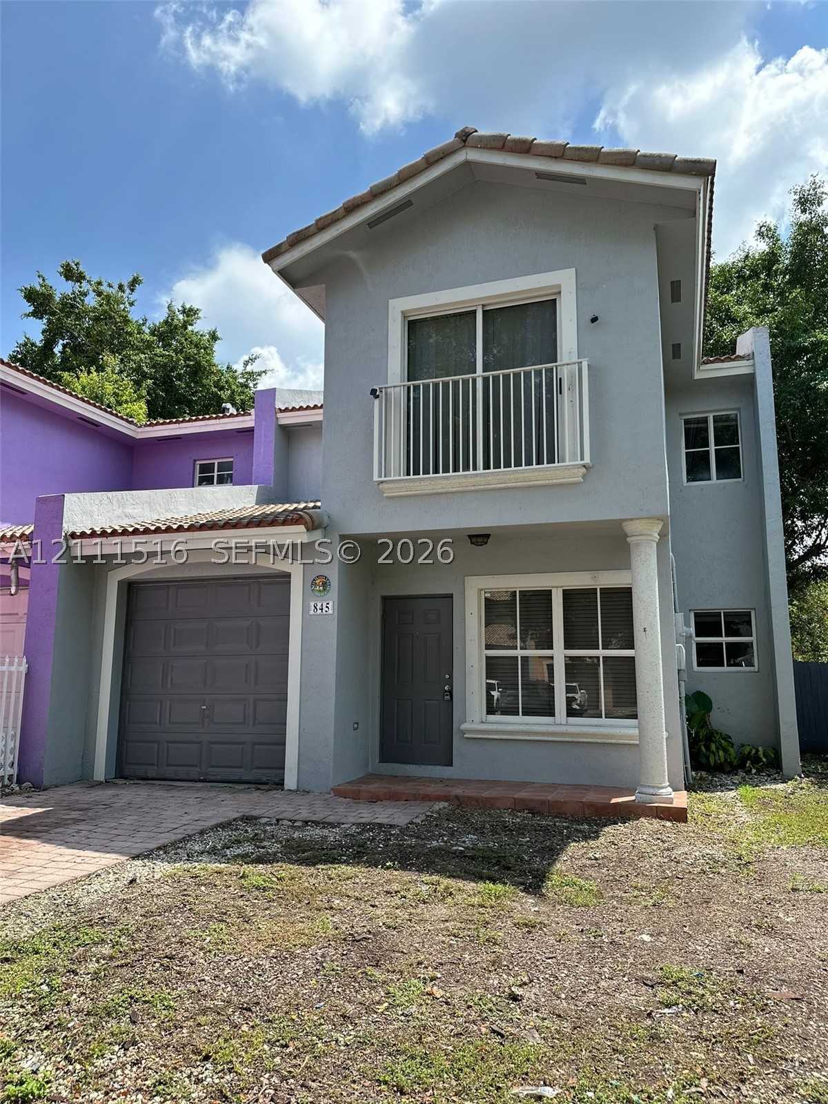 845 SW 6th Pl — photo