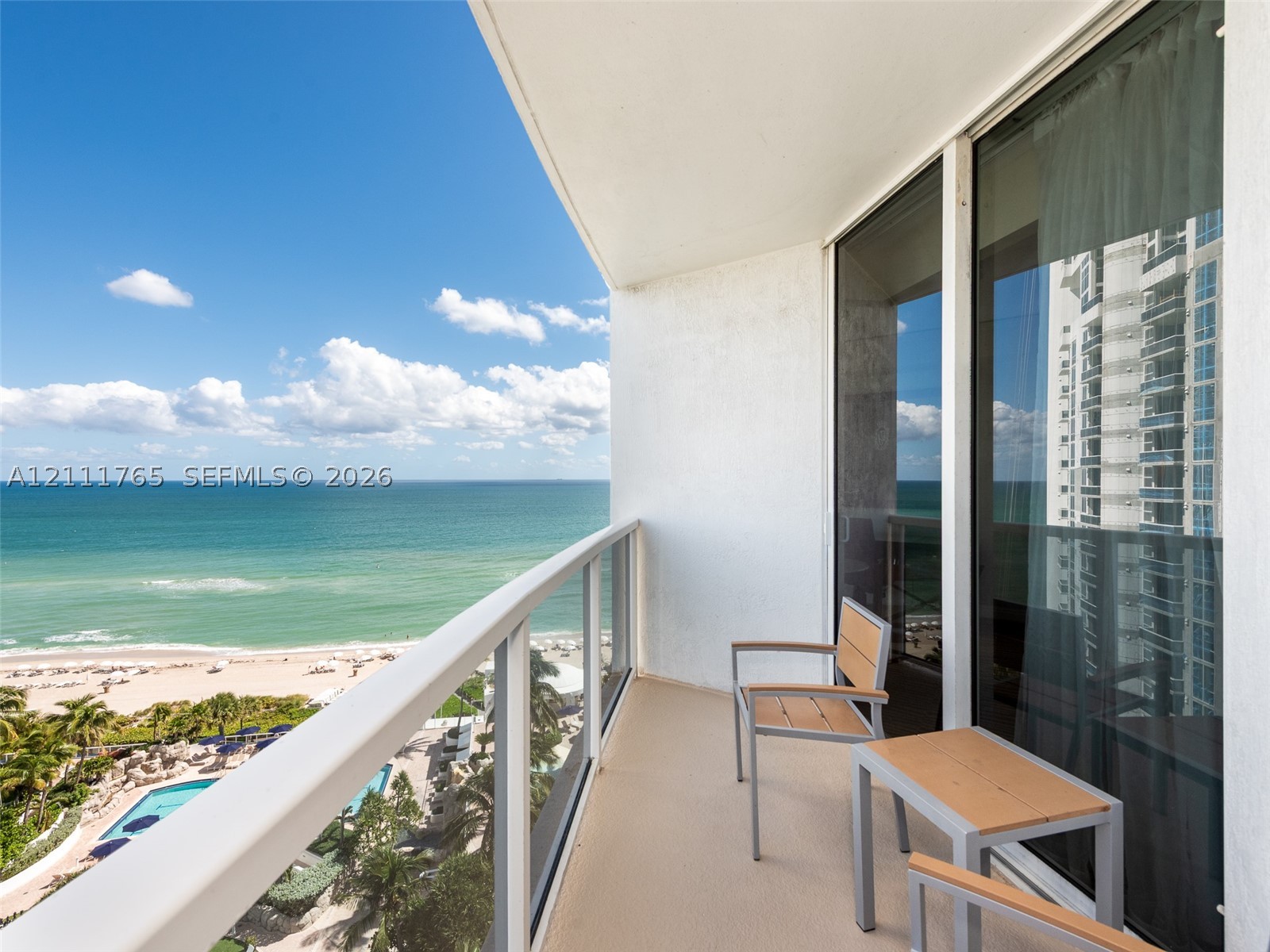18001 Collins Ave Unit 1005 — photo