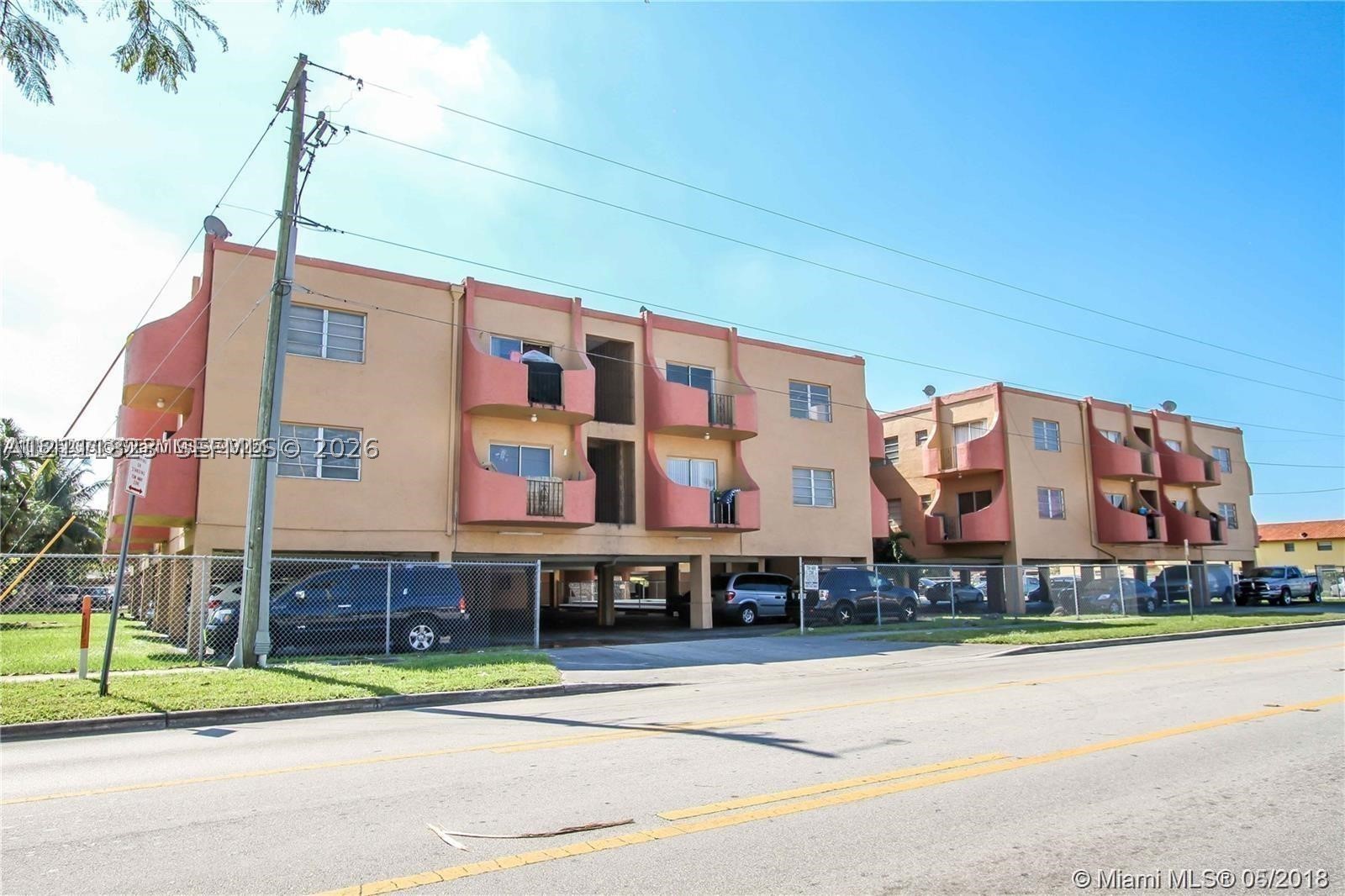 3675 W 11th Ave Unit 220 — photo
