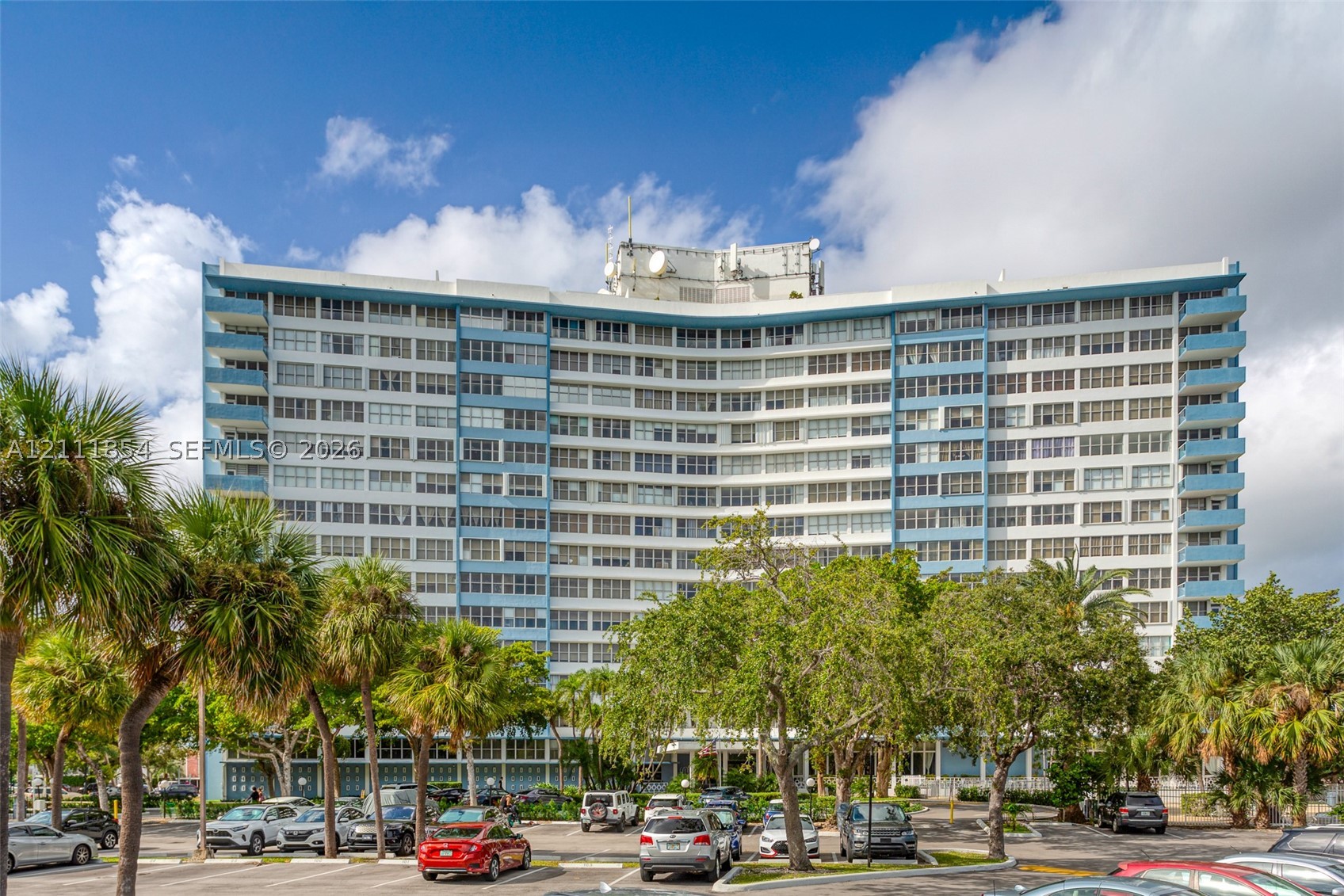 7441 Wayne Ave Unit 4H — photo