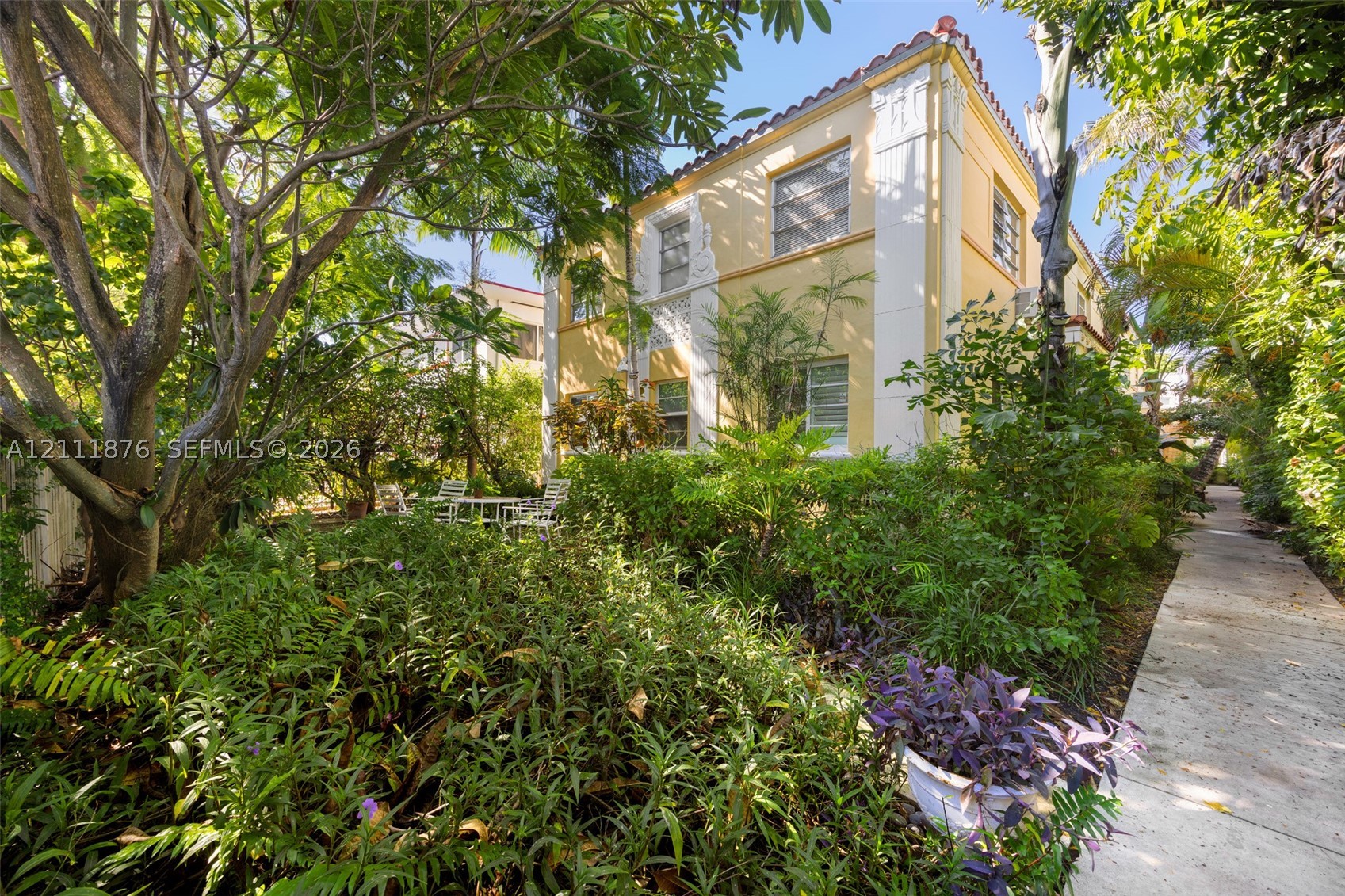 846 Jefferson Ave Unit 3 — photo