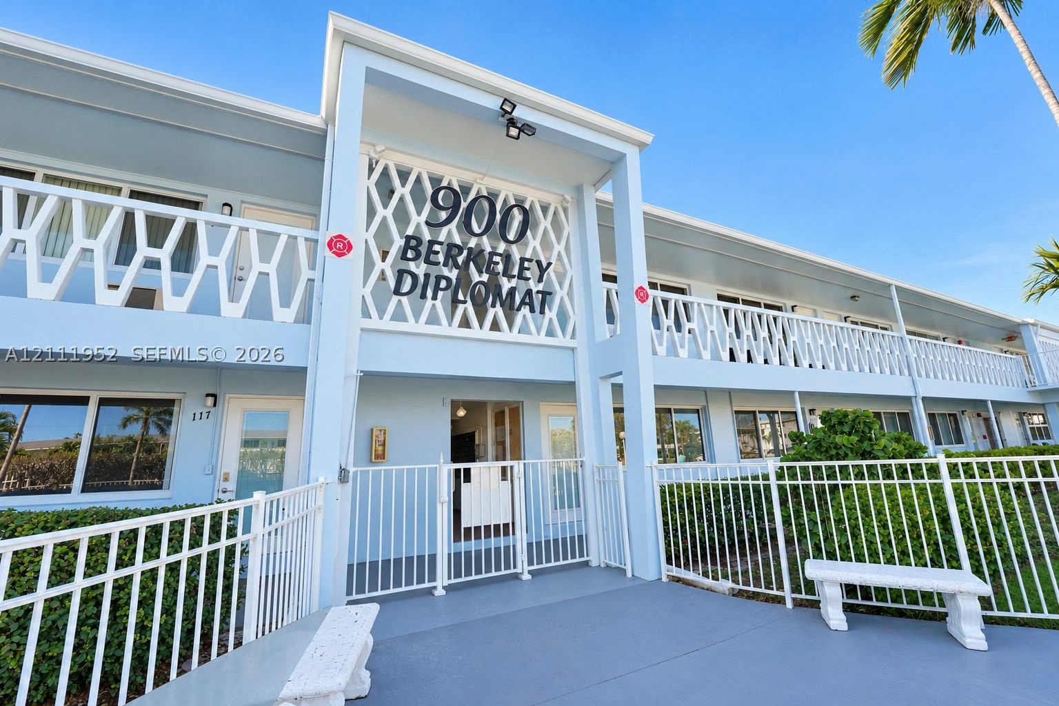 900 Atlantic Shores Blvd Unit 101 — photo
