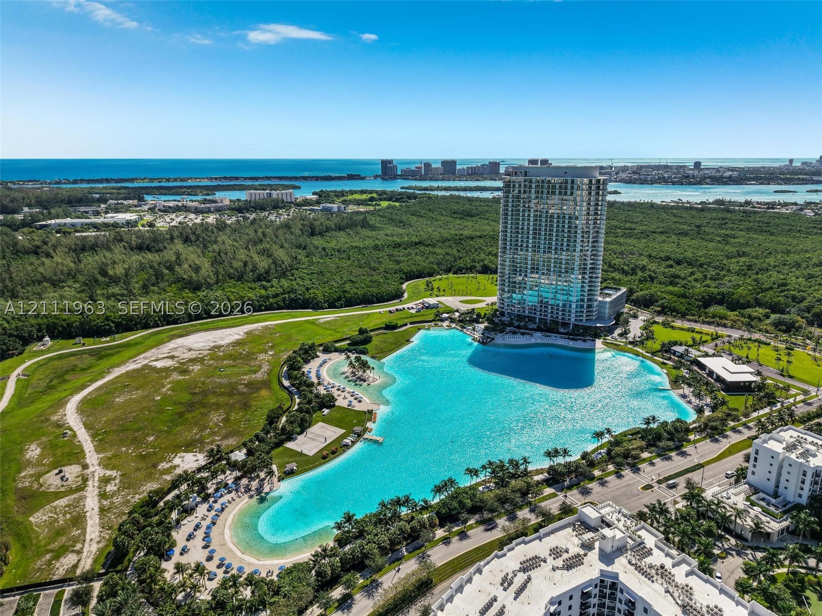 2411 Laguna Cir Unit 2311 — photo