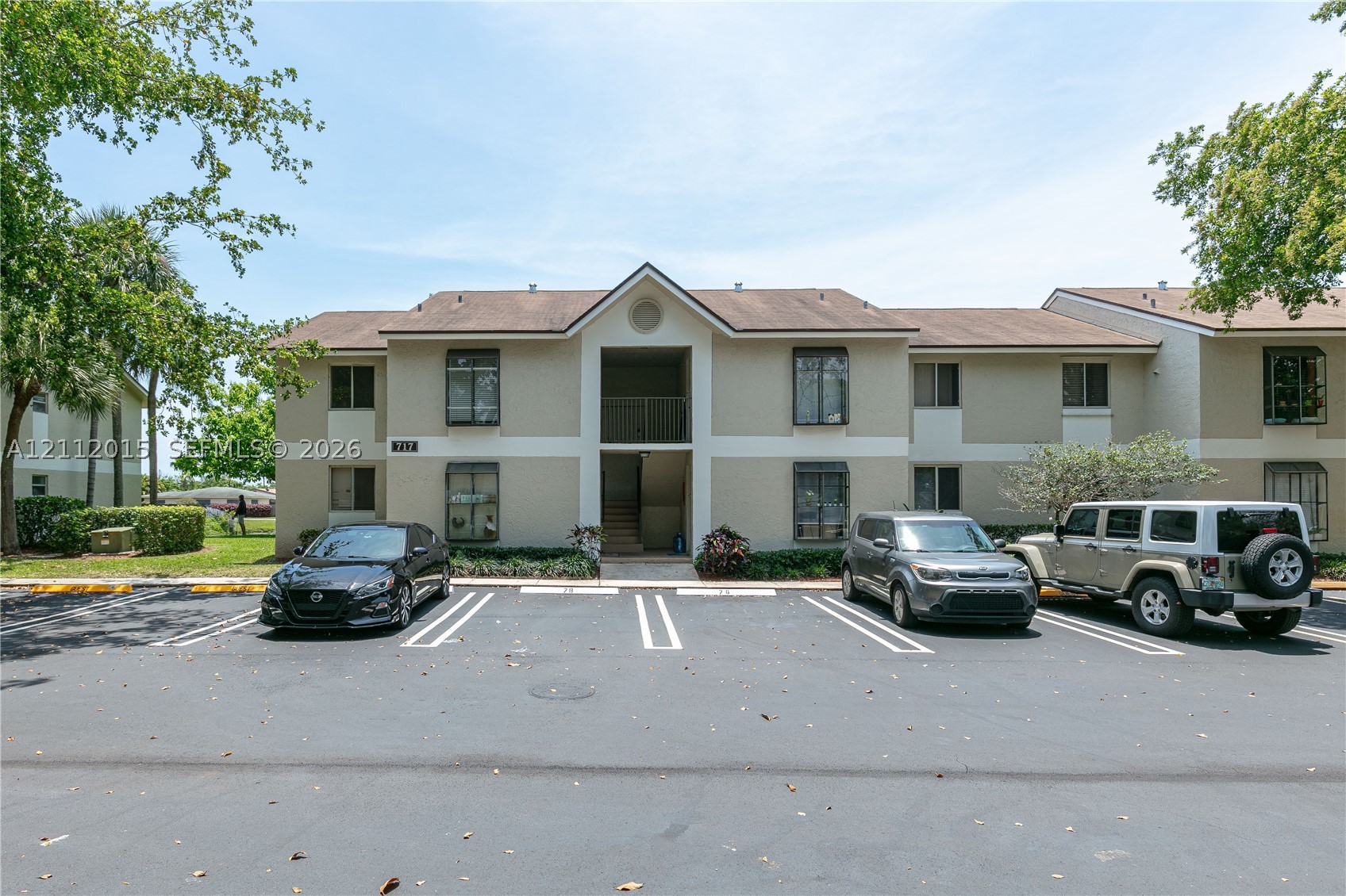717 Gardens Dr Unit 201 — photo