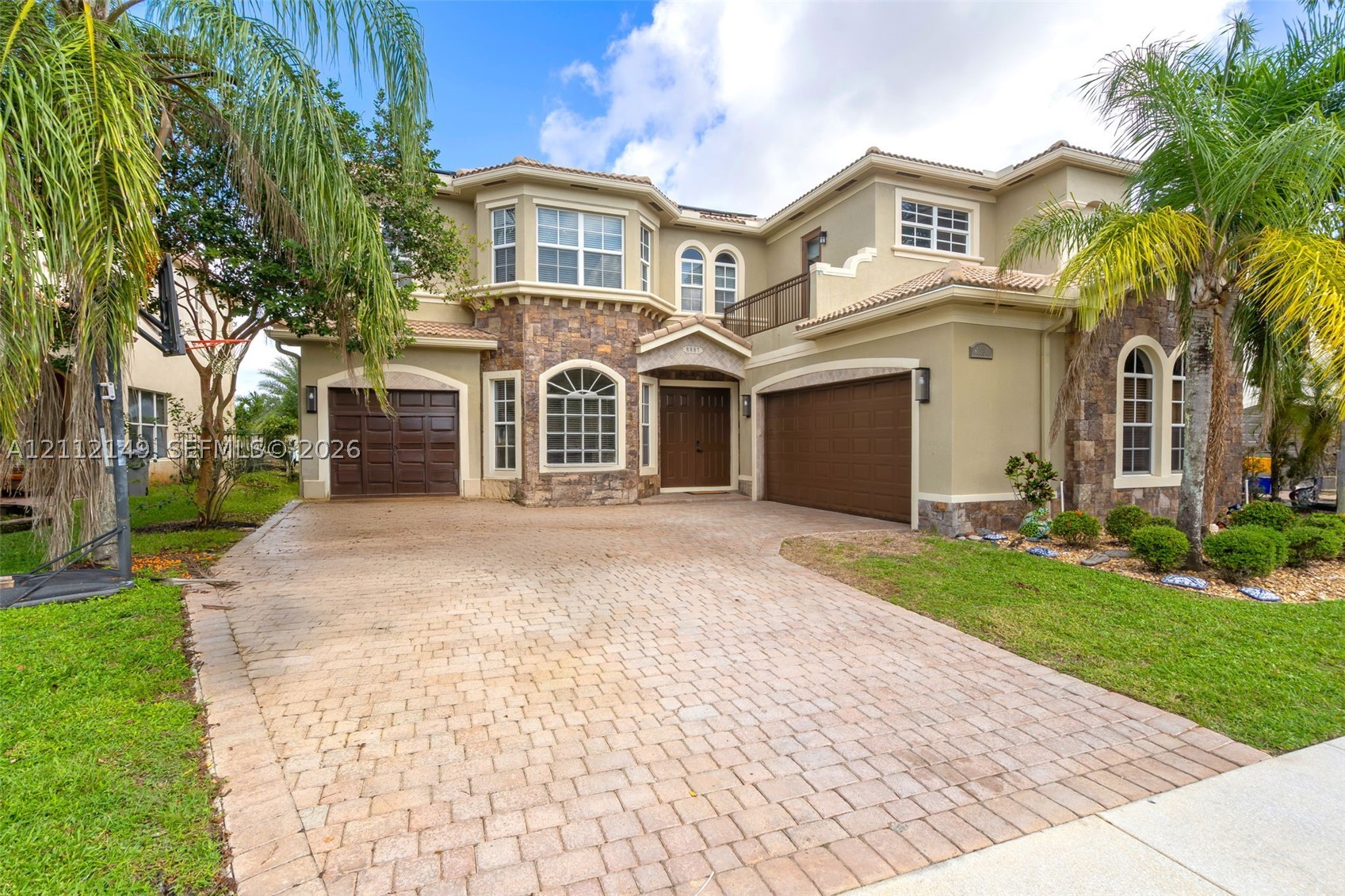 8887 Cobblestone Point Cir — photo