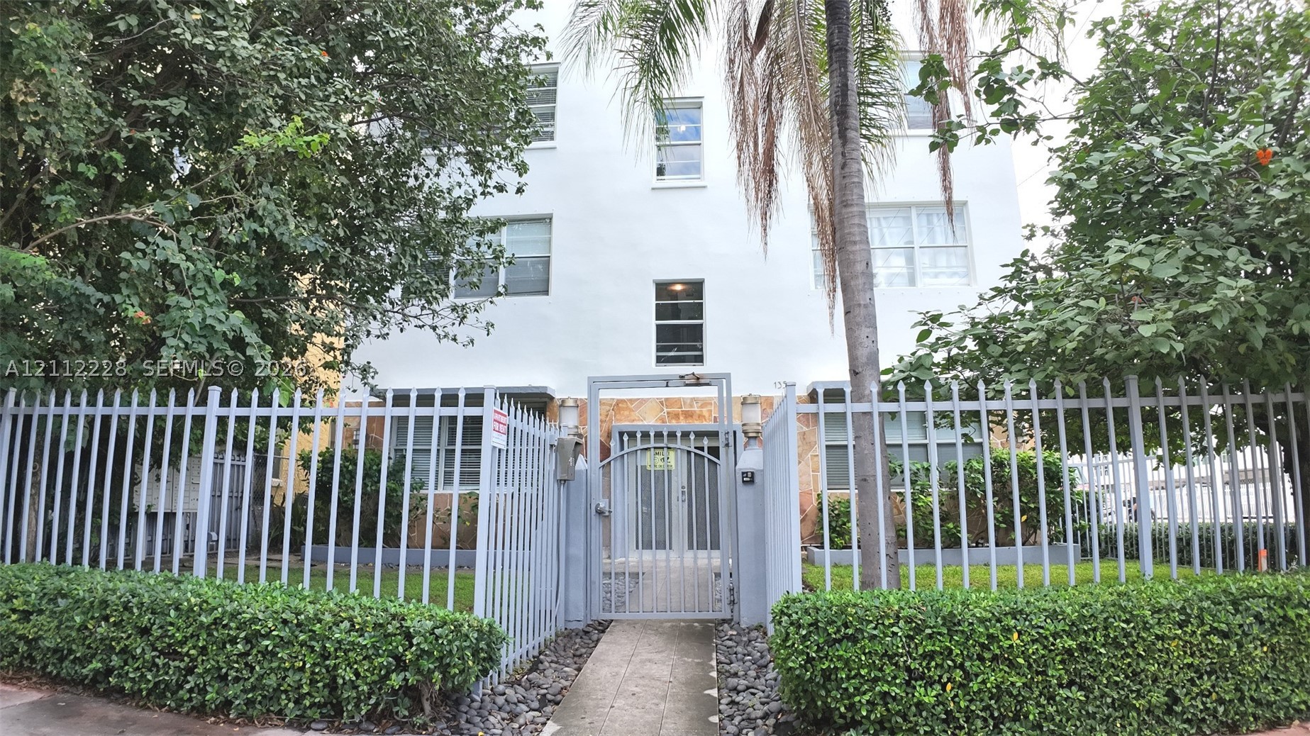 1358 Pennsylvania Ave Unit 107 — photo