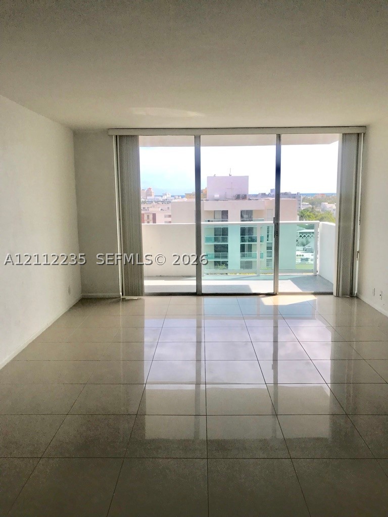 1000 West Ave Unit 908 — photo
