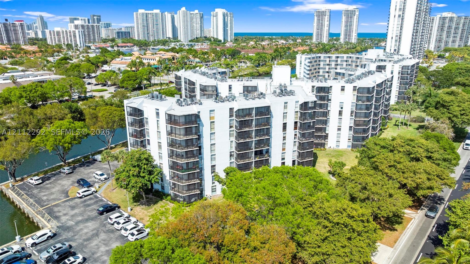 3401 N Country Club Dr Unit 311 — photo